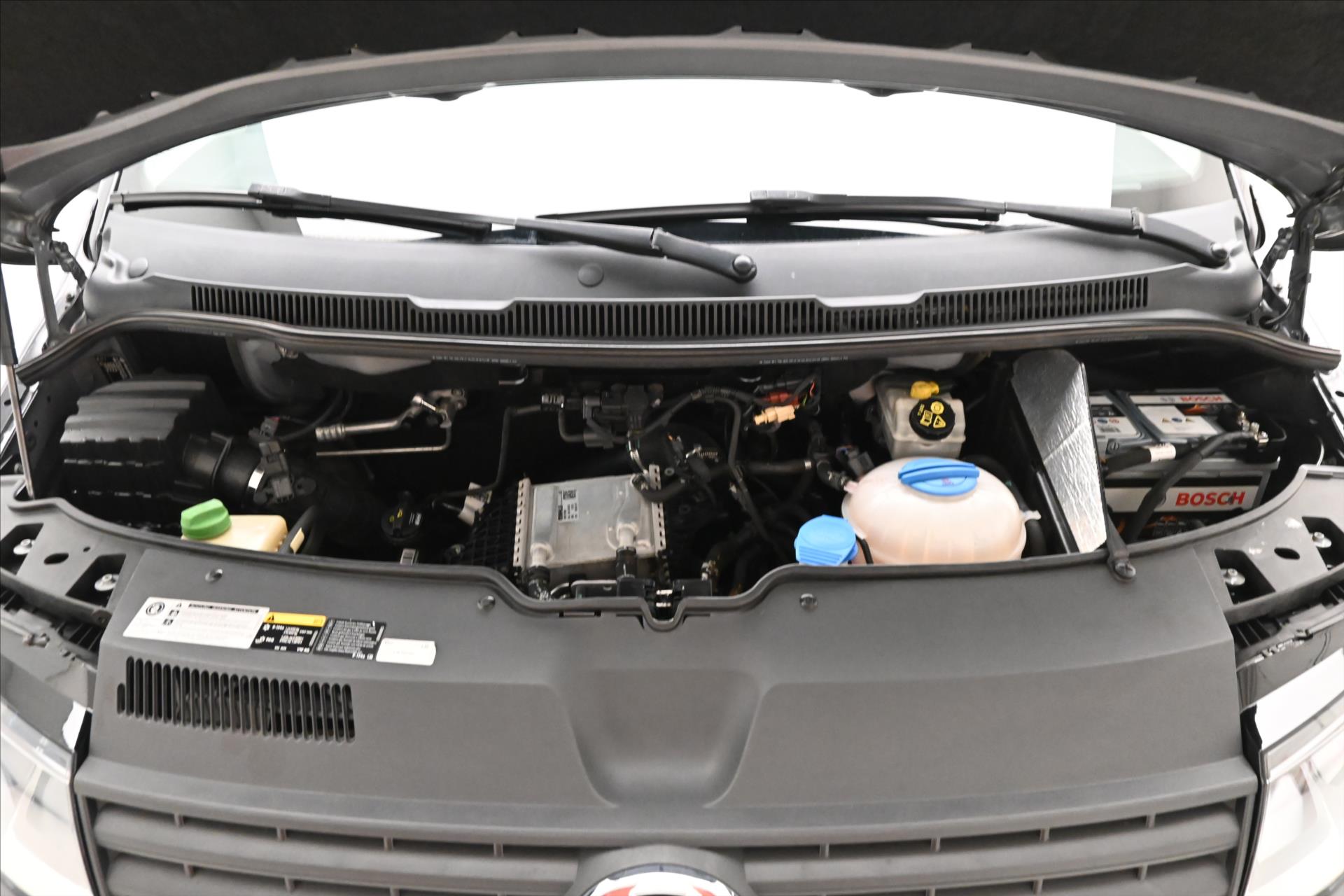 Hlavní fotografie vozu Volkswagen Transporter 2,0 TDI 110kW LONG KLIMA Záruka až 5 let (9)