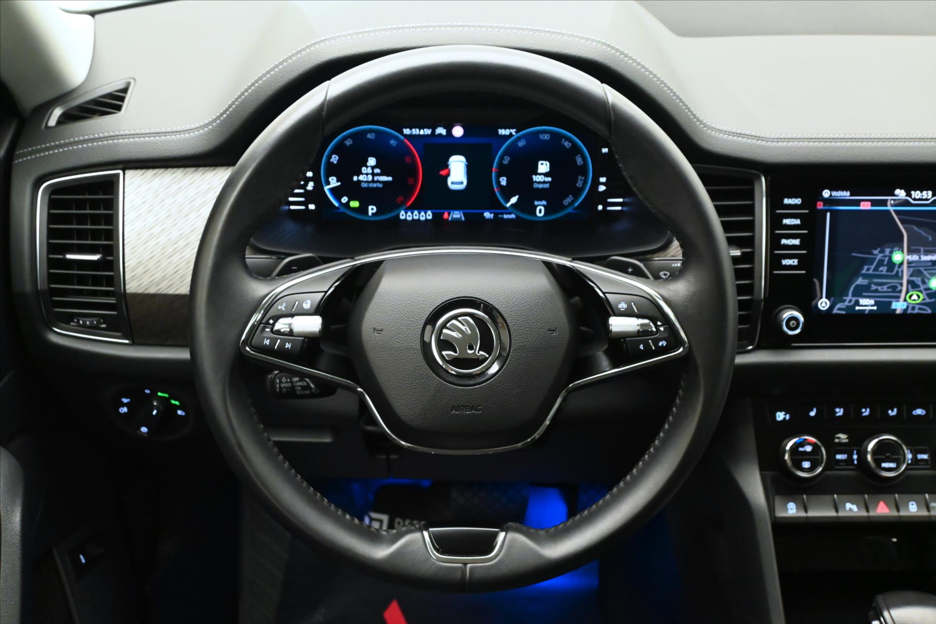 Hlavní fotografie vozu Škoda Kodiaq 2,0 TDI 110kW DSG 7 míst Style Záruka až 5 let (19)
