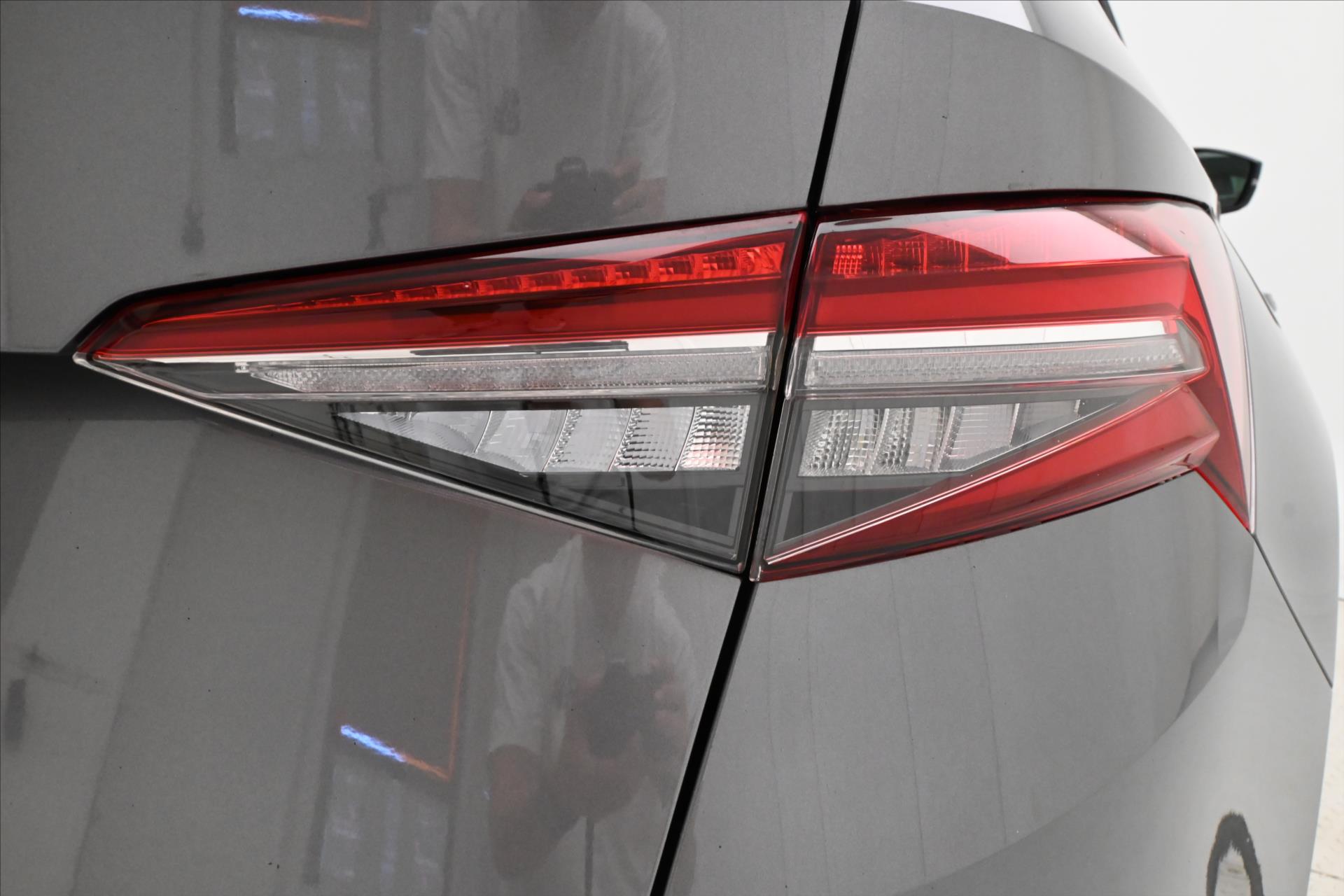 Hlavní fotografie vozu Škoda Kodiaq 2,0 TDI 110kW DSG 7 míst Style Záruka až 5 let (33)