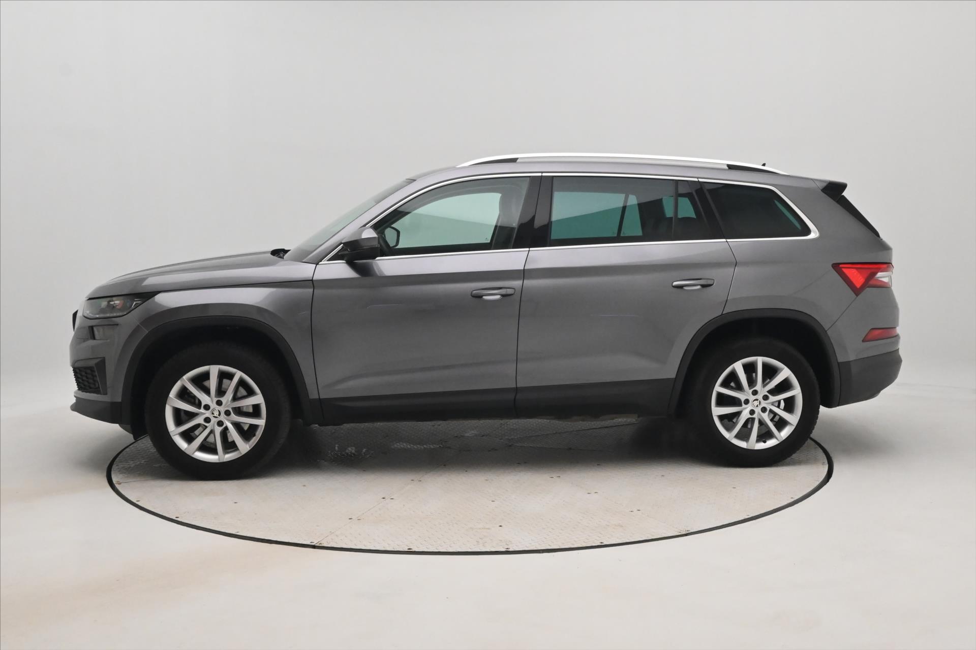 Hlavní fotografie vozu Škoda Kodiaq 2,0 TDI 110kW DSG 7 míst Style Záruka až 5 let (8)