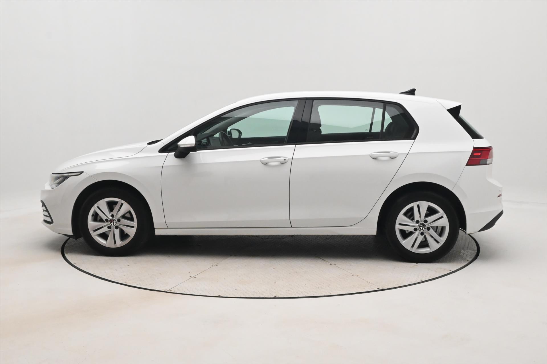 Hlavní fotografie vozu Volkswagen Golf 2,0 TDI 85 kW Life Záruka až 5 let (8)