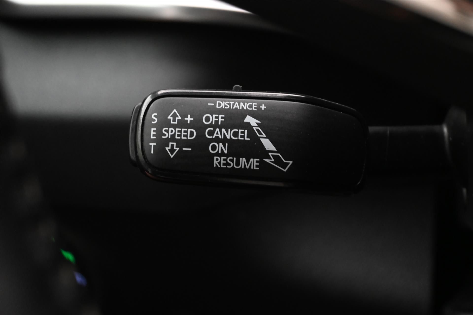 Hlavní fotografie vozu Škoda Karoq 2,0 TDI 85 kW DSG EL.KUFR Záruka až 5 let (24)