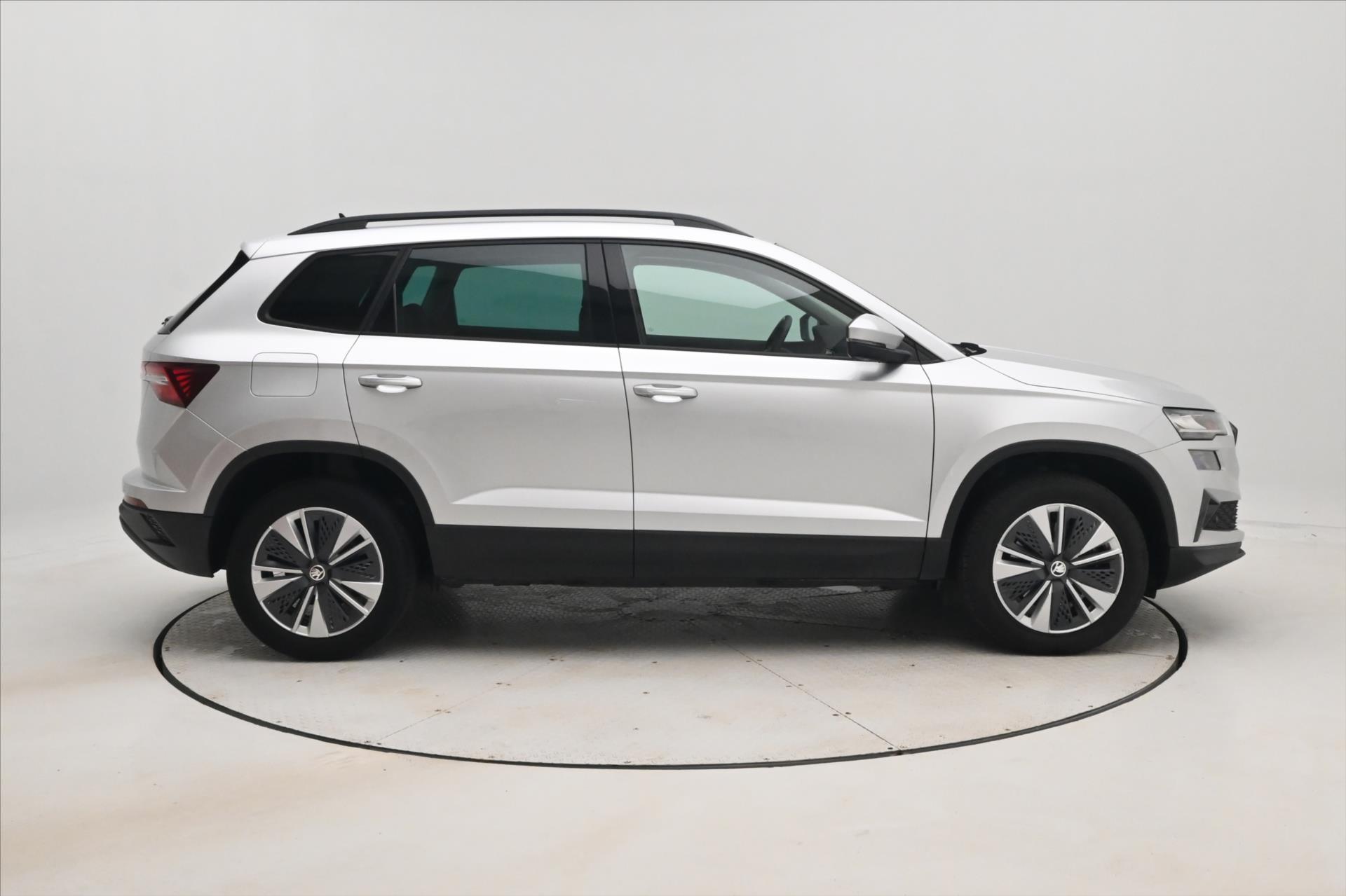 Hlavní fotografie vozu Škoda Karoq 2,0 TDI 85 kW DSG EL.KUFR Záruka až 5 let (5)