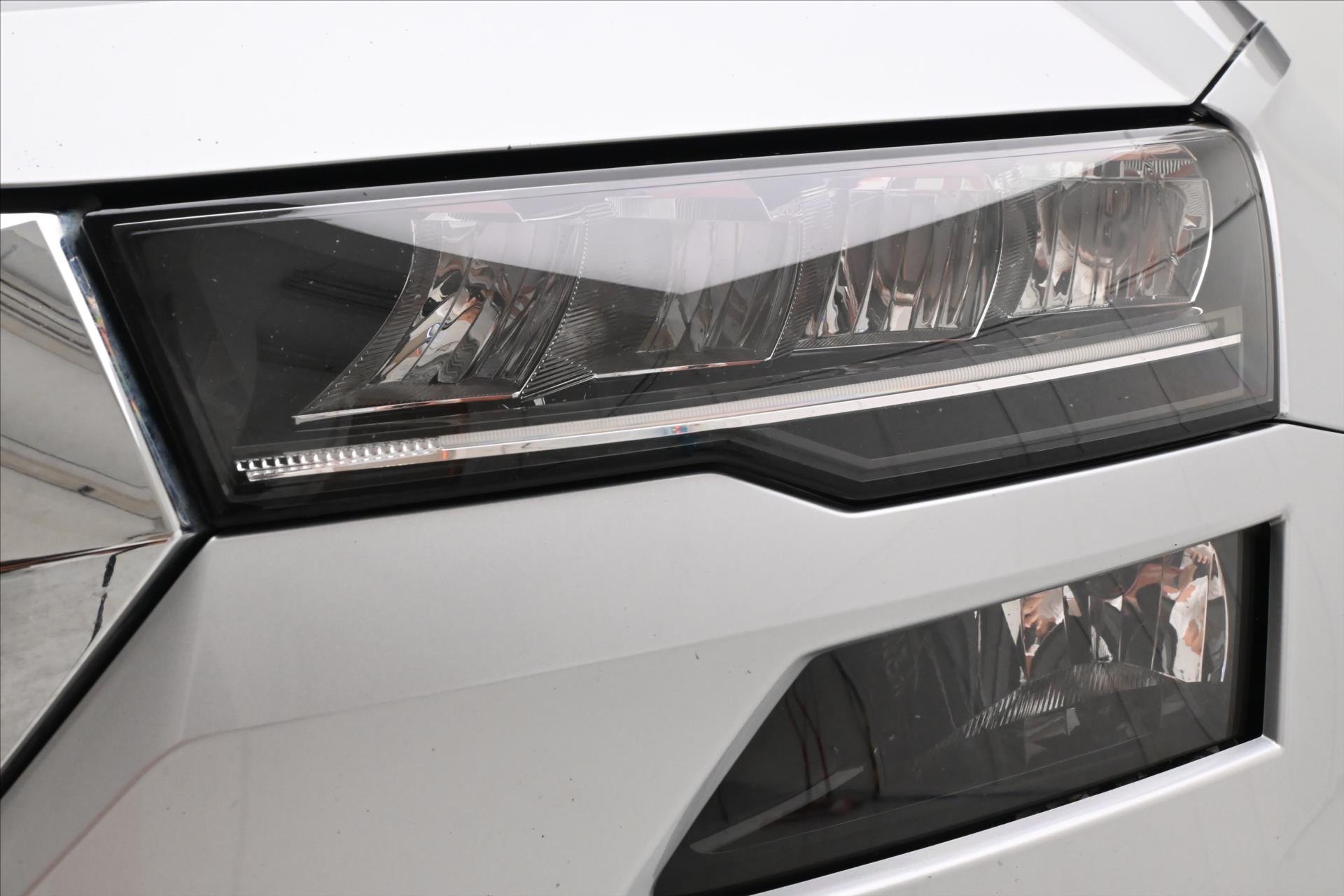 Hlavní fotografie vozu Škoda Karoq 2,0 TDI 85kW DSG Ambition Záruka až 5 let (29)