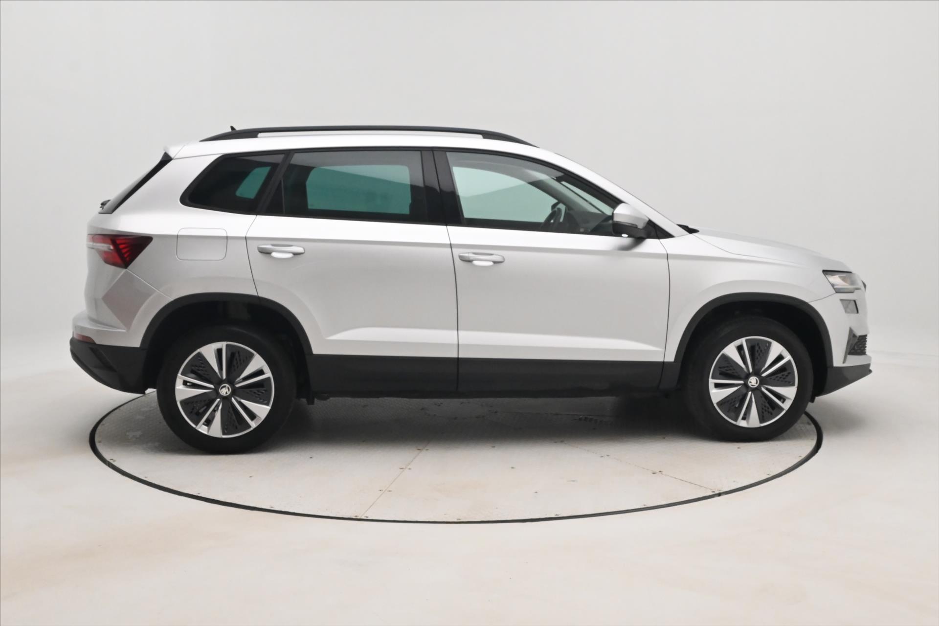 Hlavní fotografie vozu Škoda Karoq 2,0 TDI 85kW DSG Ambition Záruka až 5 let (4)