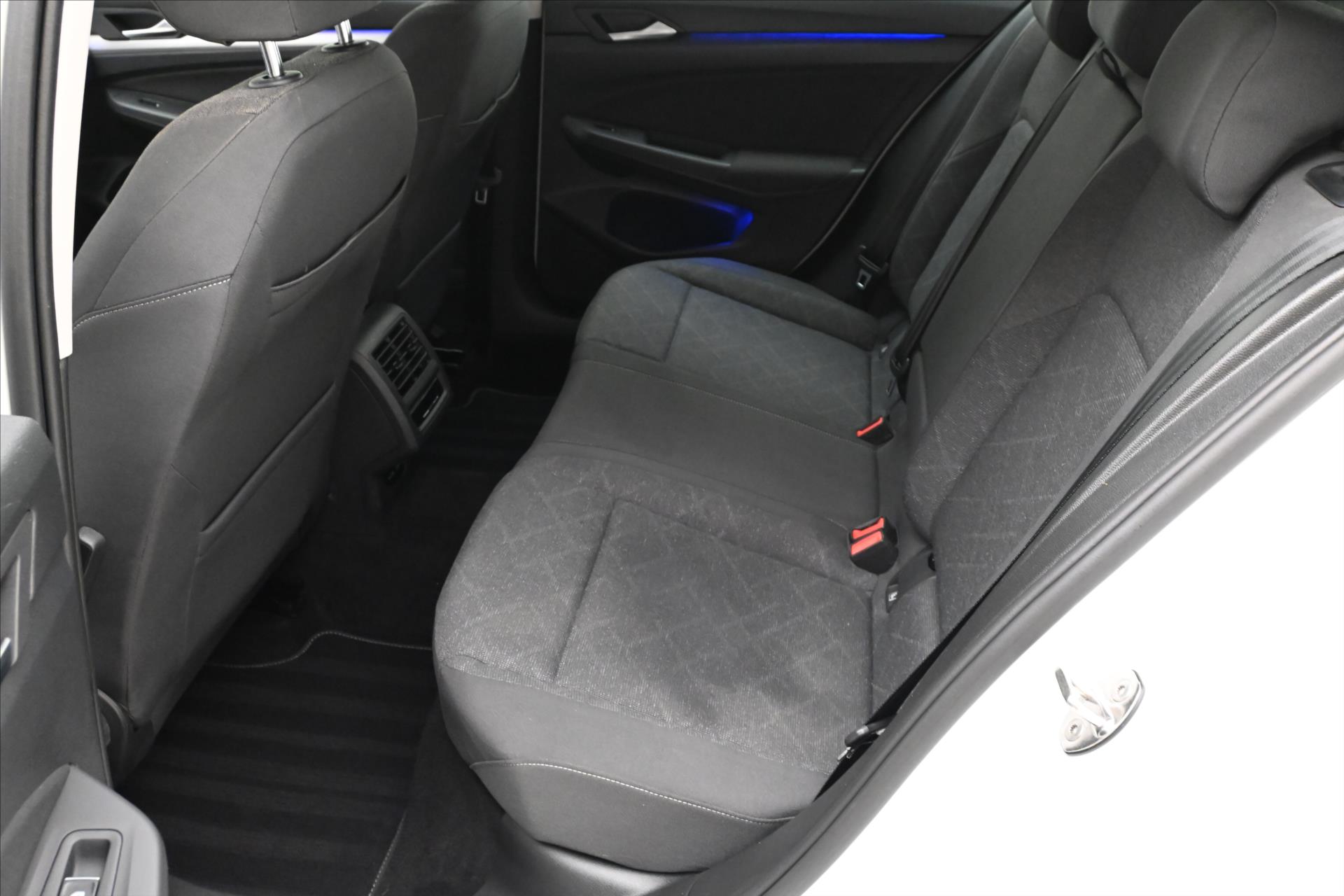 Hlavní fotografie vozu Volkswagen Golf 2,0 TDI 110 kW Life Záruka až 5 let (14)
