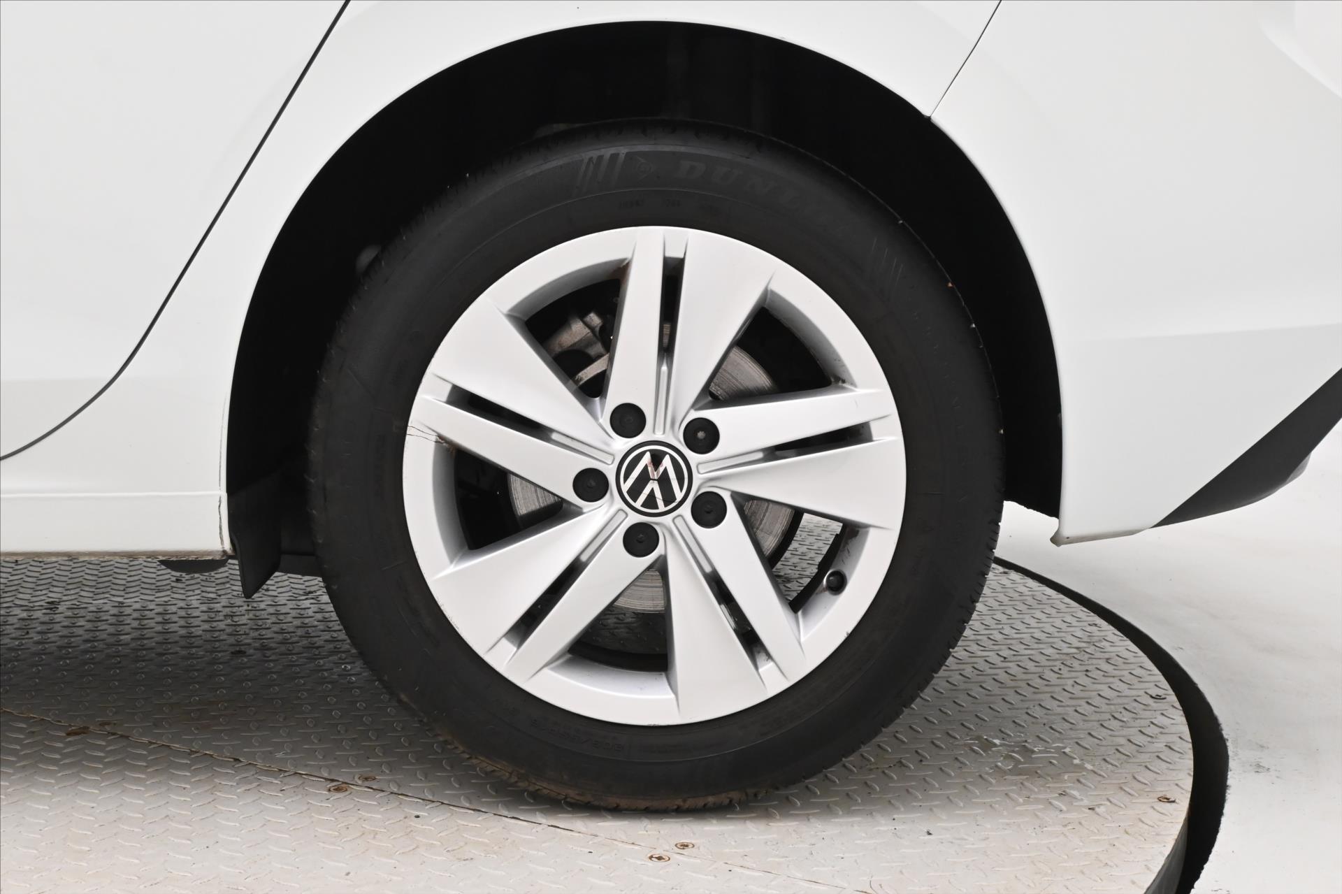 Hlavní fotografie vozu Volkswagen Golf 2,0 TDI 110 kW Life Záruka až 5 let (30)