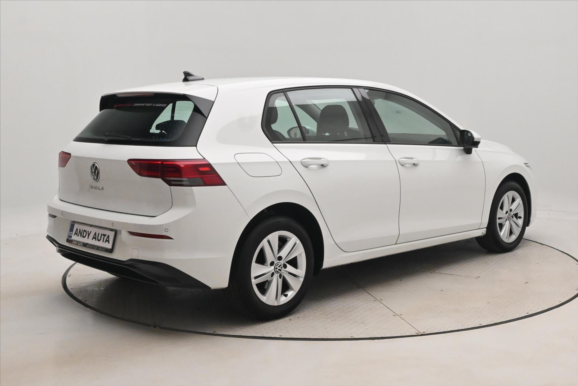 Hlavní fotografie vozu Volkswagen Golf 2,0 TDI 110 kW Life Záruka až 5 let (5)