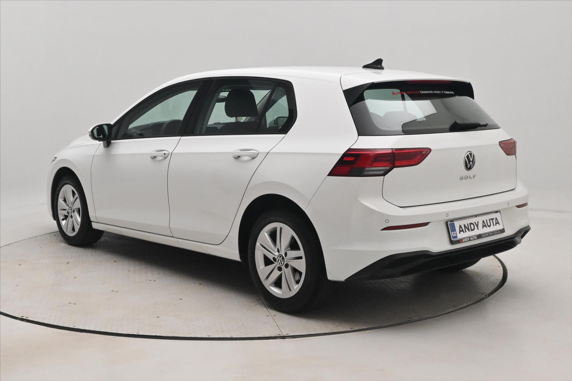 Hlavní fotografie vozu Volkswagen Golf 2,0 TDI 110 kW Life Záruka až 5 let (7)