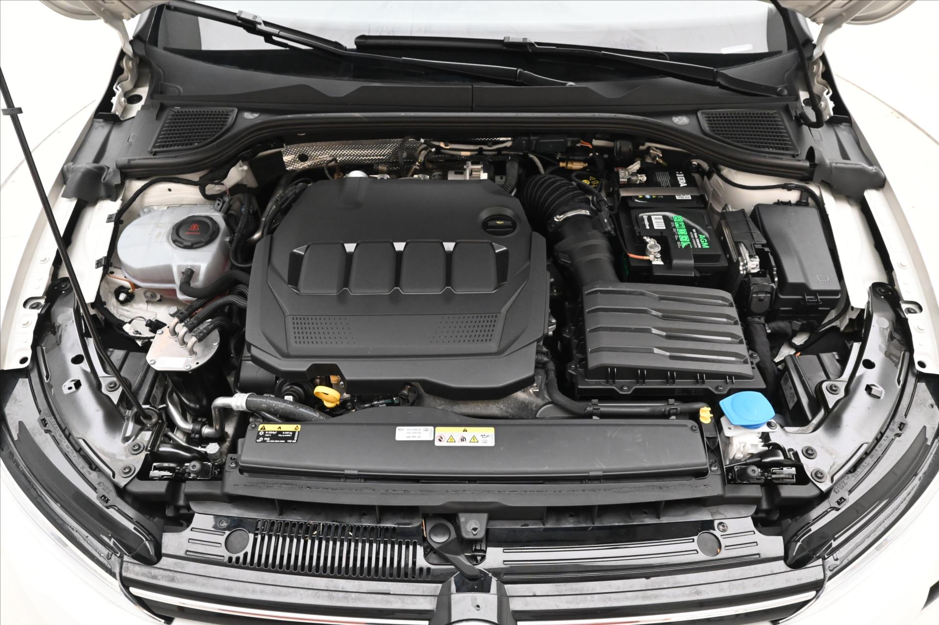 Hlavní fotografie vozu Volkswagen Golf 2,0 TDI 110 kW Life Záruka až 5 let (9)