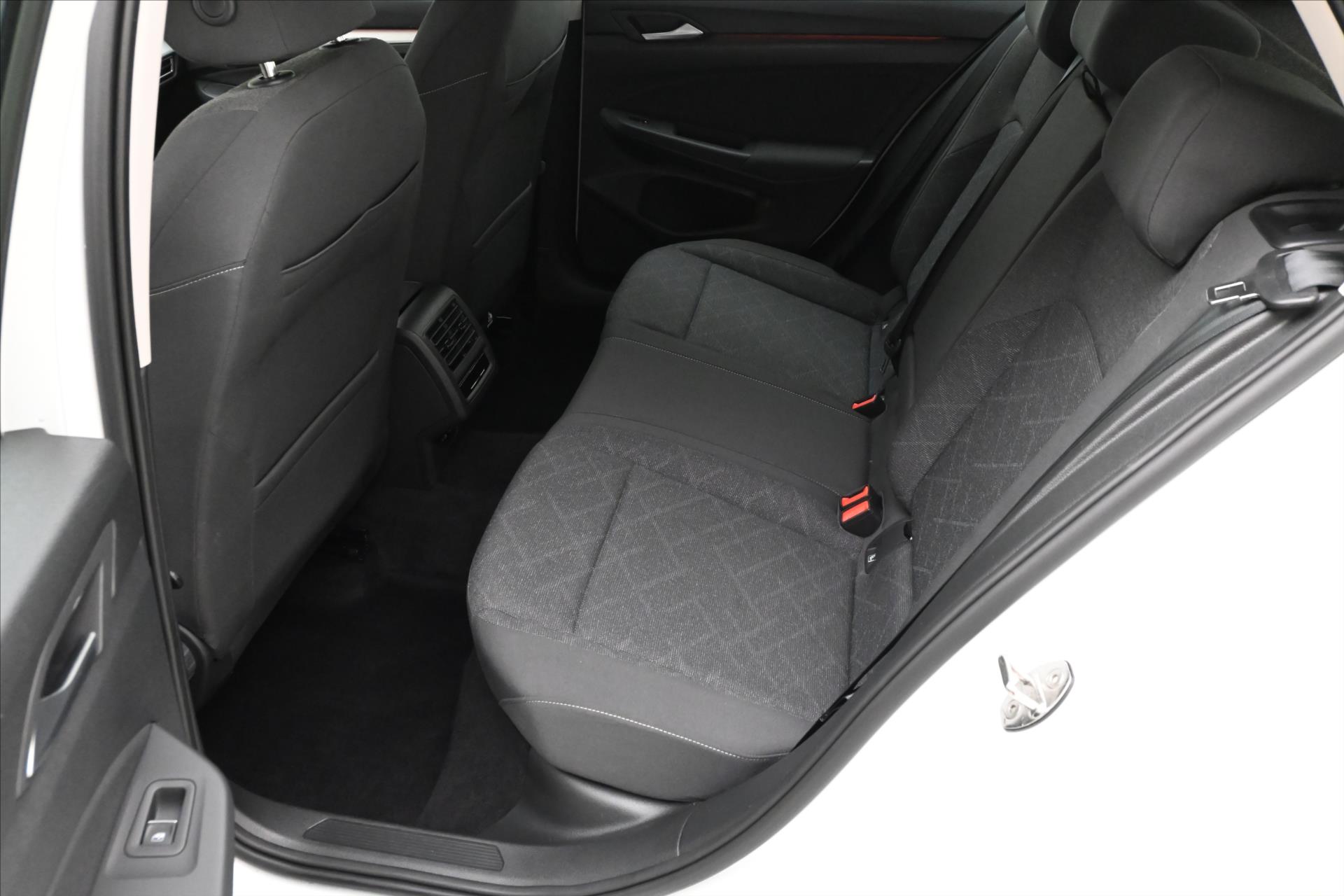Hlavní fotografie vozu Volkswagen Golf 2,0 TDI 85 kW Life Záruka až 5 let (14)