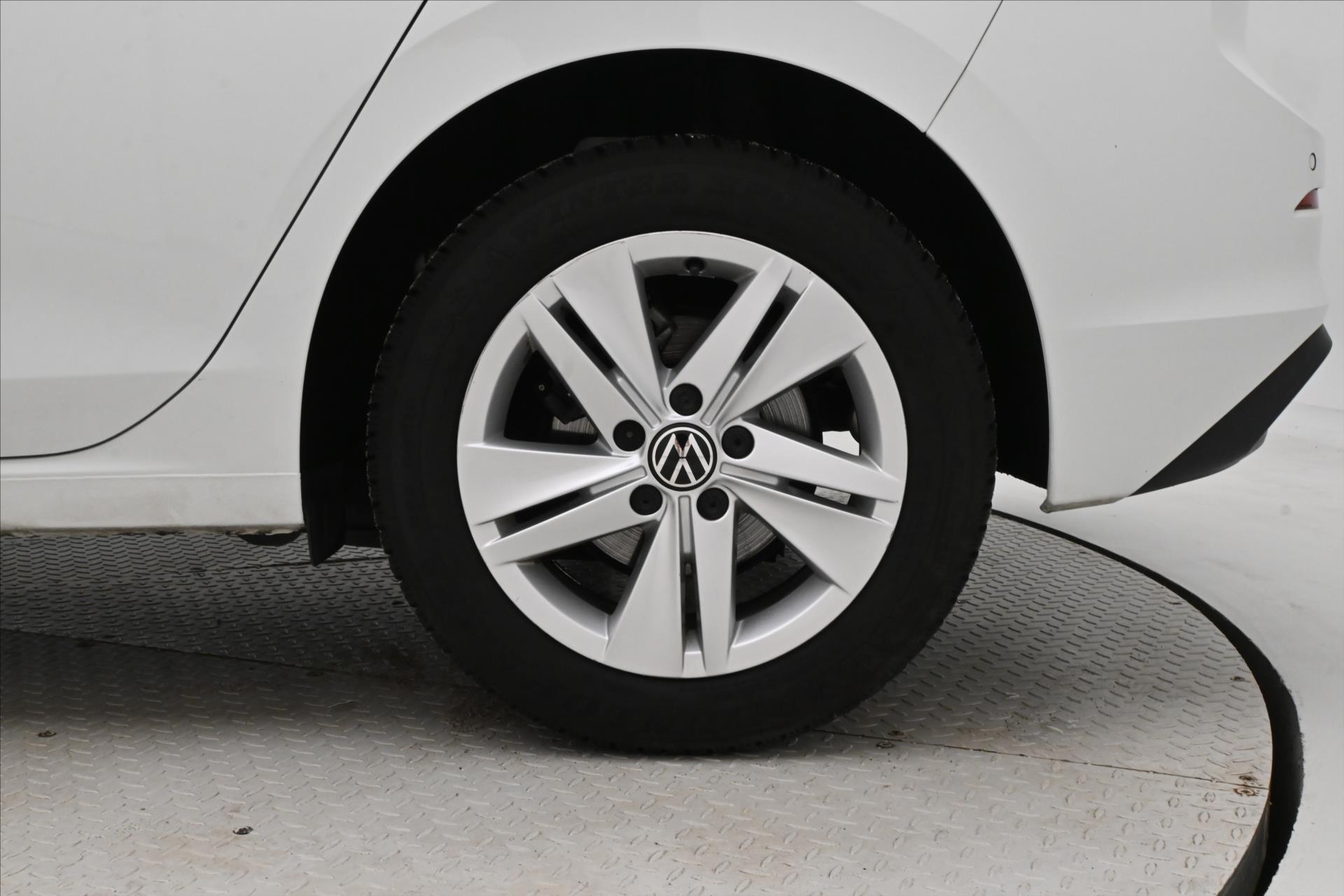 Hlavní fotografie vozu Volkswagen Golf 2,0 TDI 85kW Life Záruka až 5 let (31)