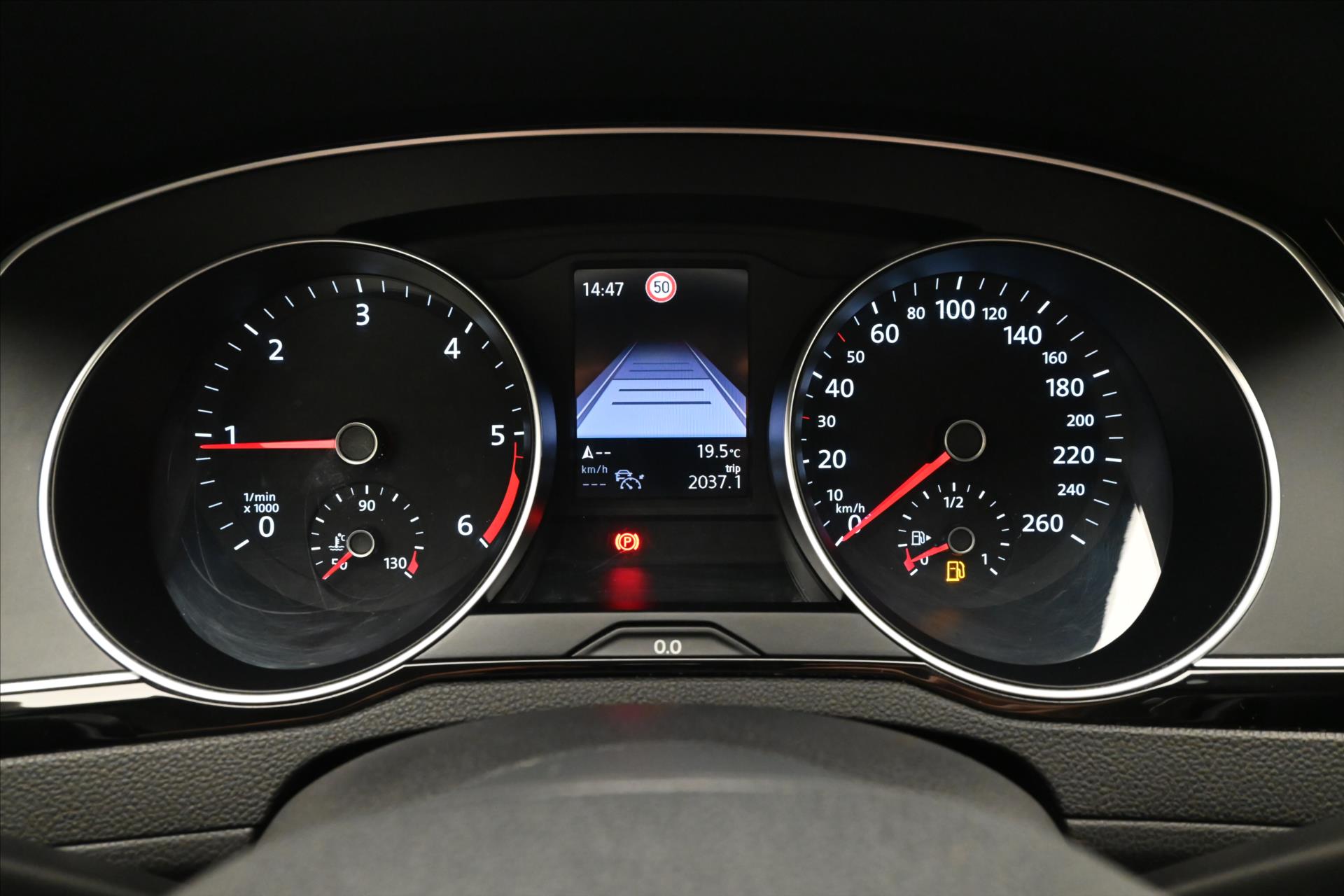 Hlavní fotografie vozu Volkswagen Passat 2,0 TDI 110kW Business Záruka až 5 let (16)