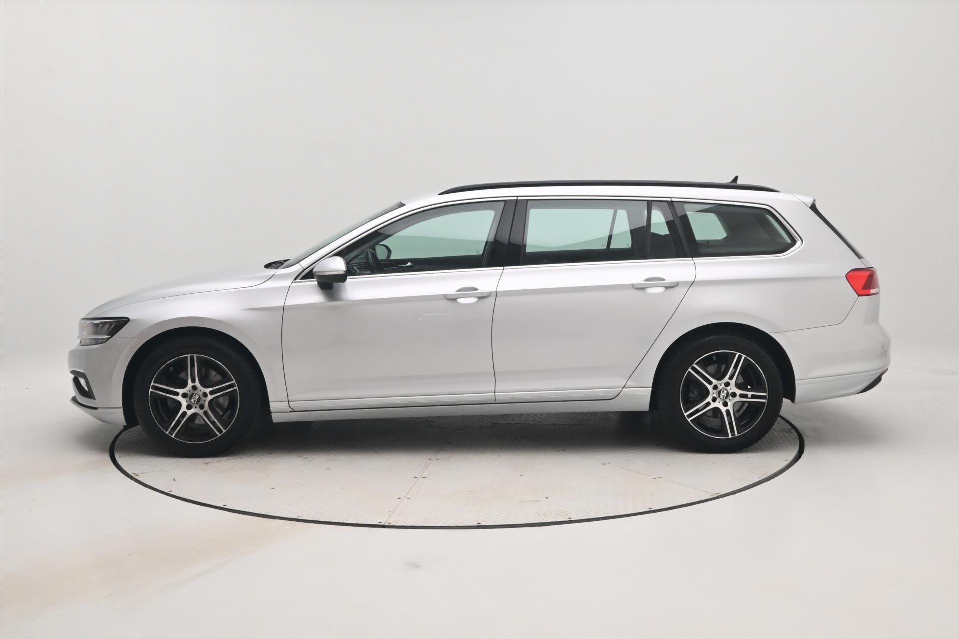 Hlavní fotografie vozu Volkswagen Passat 2,0 TDI 110kW Business Záruka až 5 let (8)