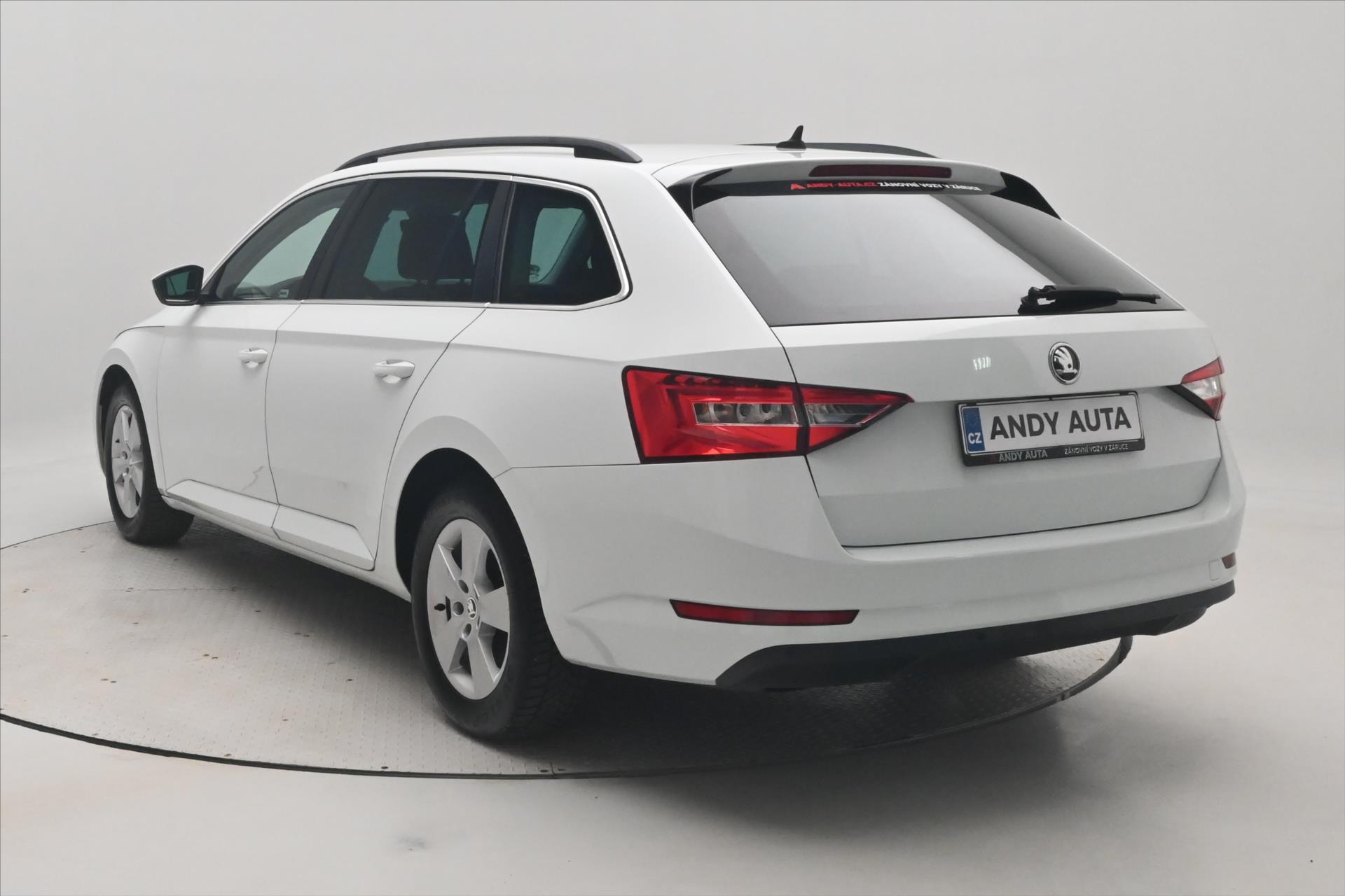 Hlavní fotografie vozu Škoda Superb 1,6 TDI 88 kW NAVI Ambition Záruka až 5 let (7)