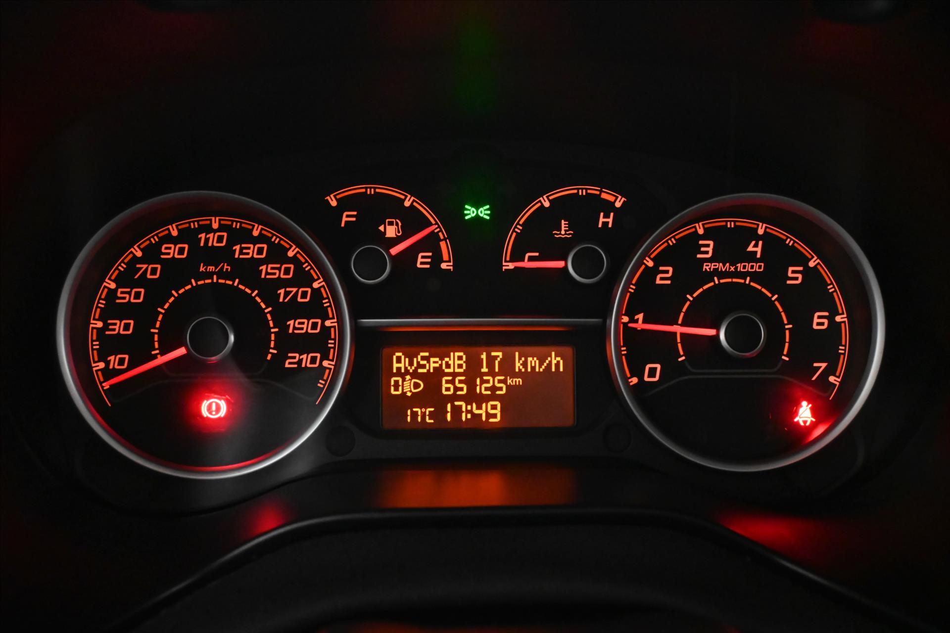 Hlavní fotografie vozu Fiat Dobló 1,6 JTD 77 kW Záruka až 5 let (16)