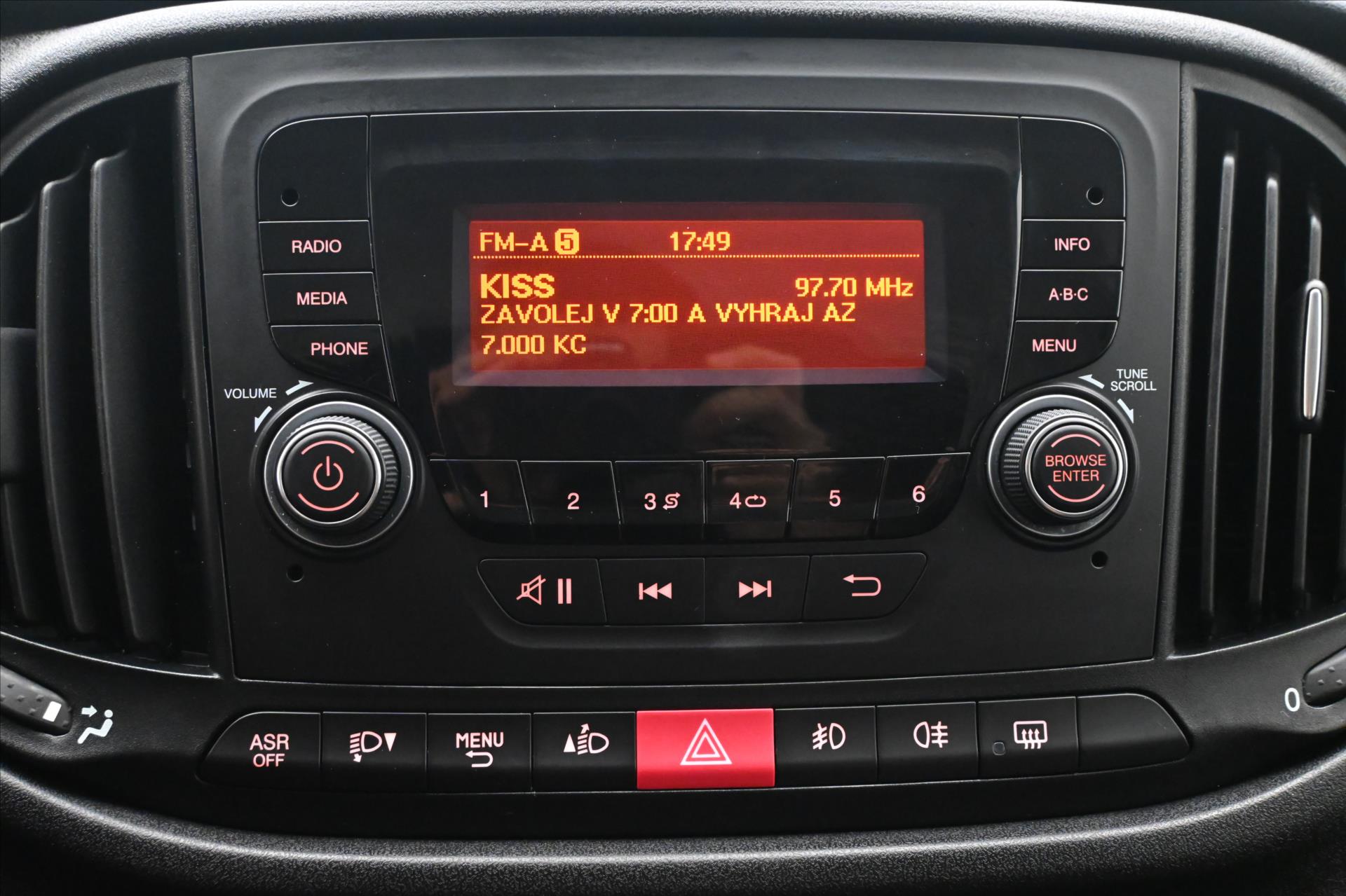 Hlavní fotografie vozu Fiat Dobló 1,6 JTD 77 kW Záruka až 5 let (19)