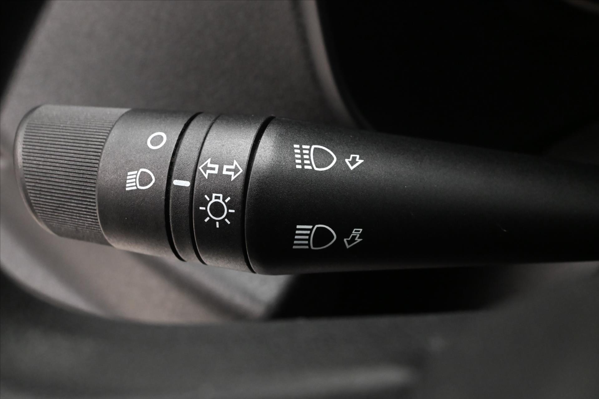 Hlavní fotografie vozu Fiat Dobló 1,6 JTD 77 kW Záruka až 5 let (24)