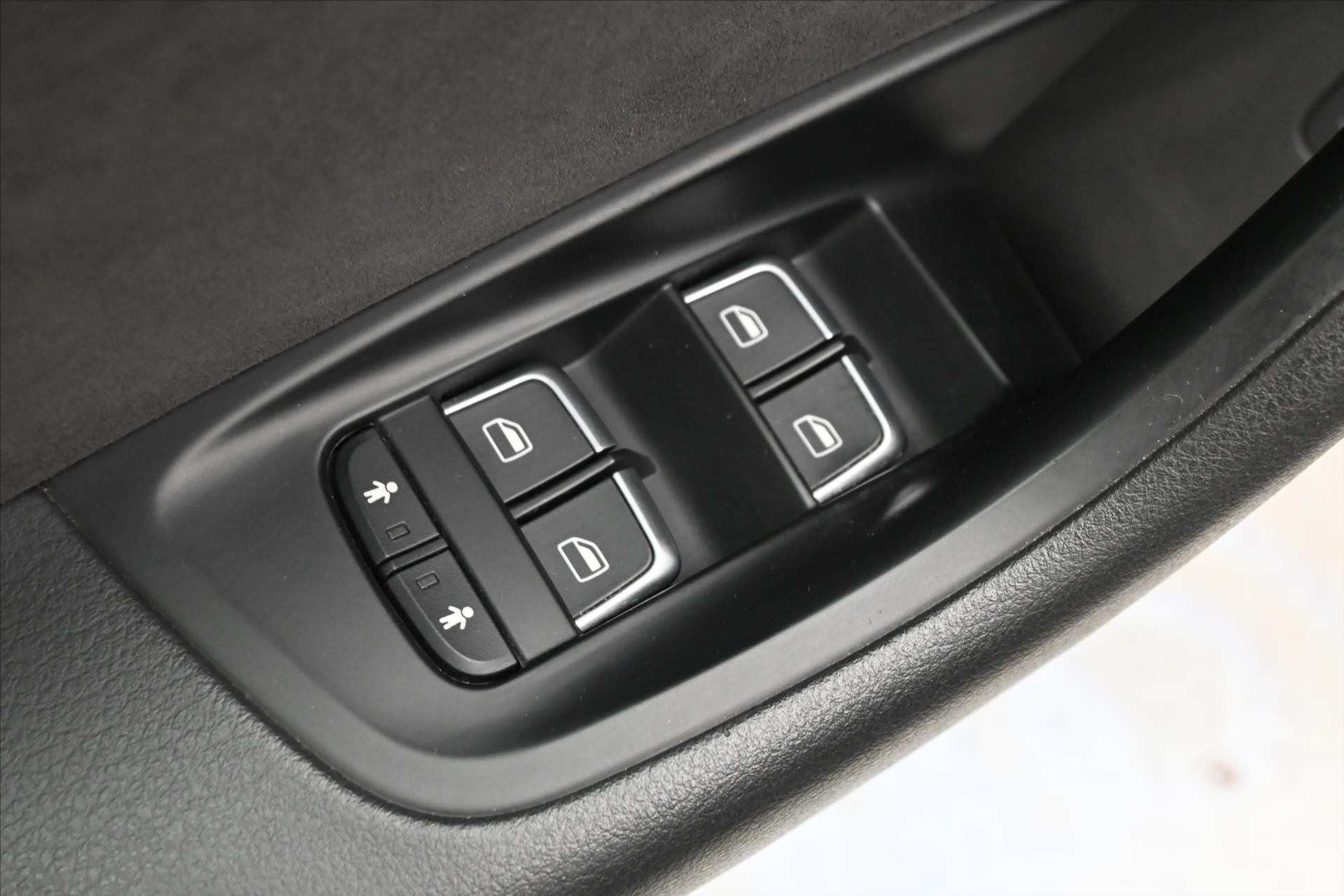 Hlavní fotografie vozu Audi A6 3,0 TDI 200 kW S line S-Tronic Quattro Záruka až 5 let (26)