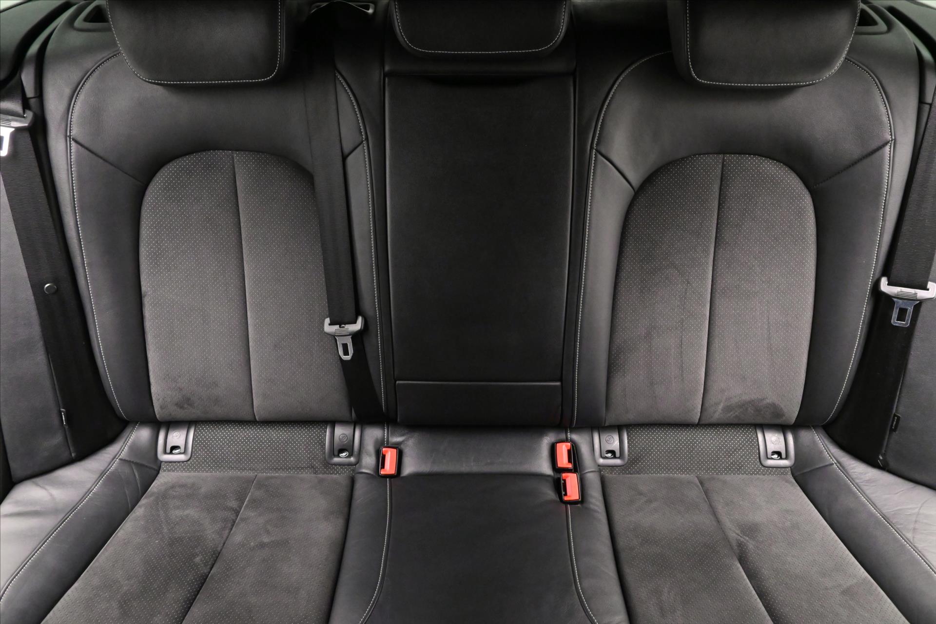 Hlavní fotografie vozu Audi A6 3,0 TDI 200 kW S line S-Tronic Quattro Záruka až 5 let (29)