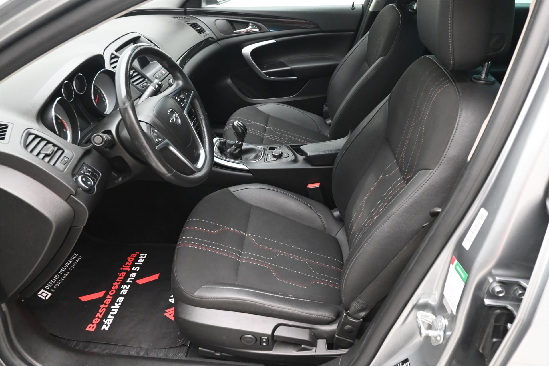 Hlavní fotografie vozu Opel Insignia 2,0 CDTi 118 kW Navigace (13)