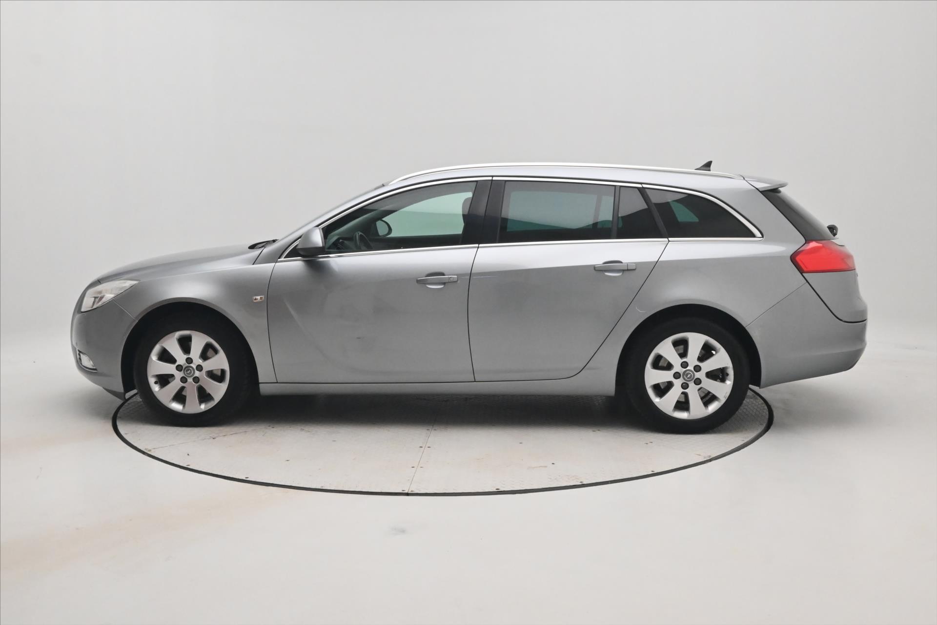 Hlavní fotografie vozu Opel Insignia 2,0 CDTi 118 kW Navigace (8)