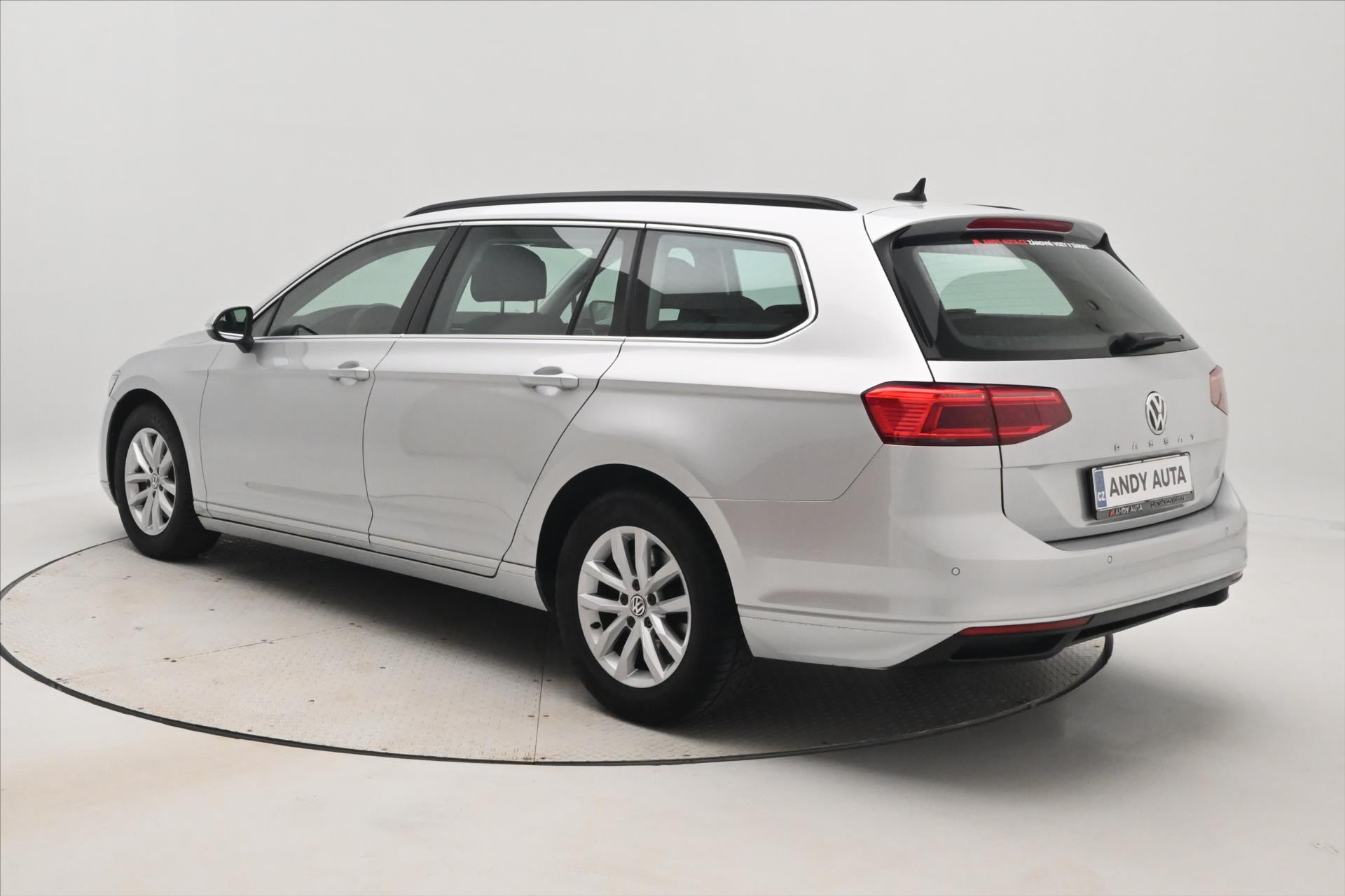 Hlavní fotografie vozu Volkswagen Passat 2,0 TDI 110 kW DSG Business Záruka až 5 let (7)