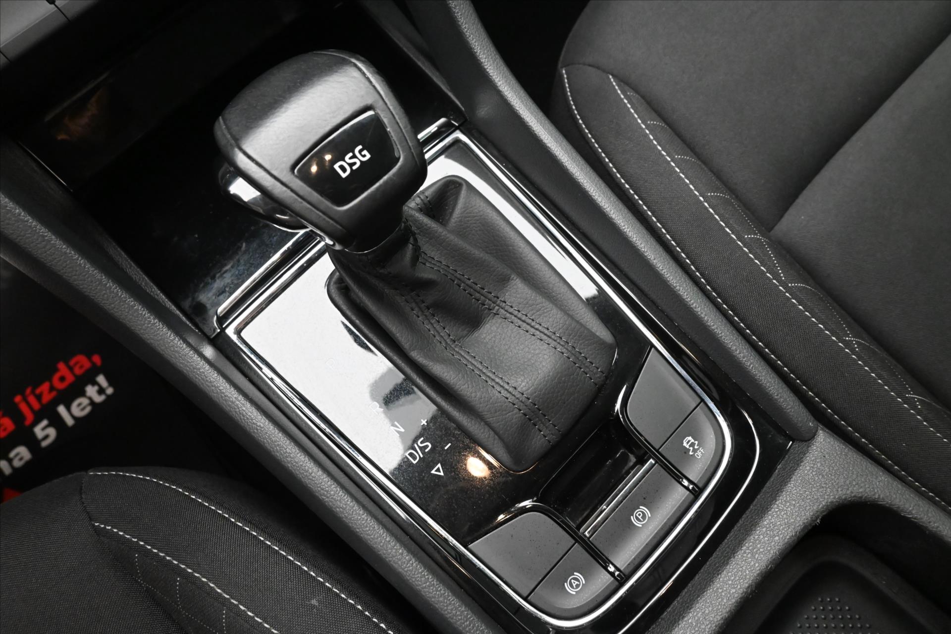 Main photo of the car Skoda Karoq 1.5 TSI 110kW DSG Business Warranty up to 5 years (22)