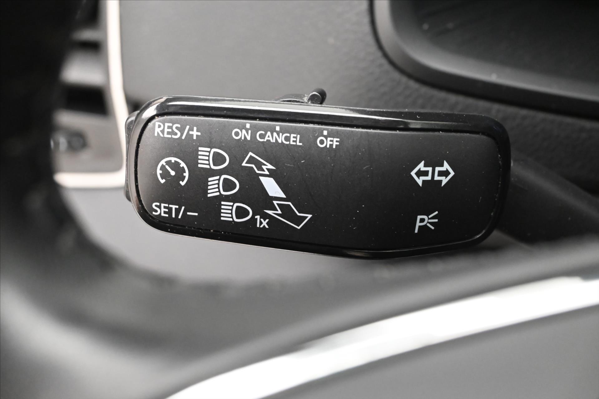 Main photo of the car Skoda Karoq 1.5 TSI 110kW DSG Business Warranty up to 5 years (23)