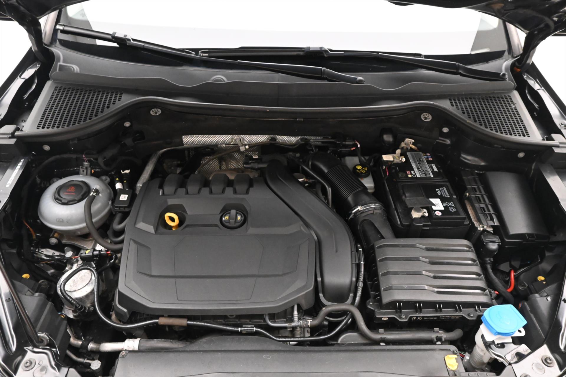Main photo of the car Skoda Karoq 1.5 TSI 110kW DSG Business Warranty up to 5 years (9)