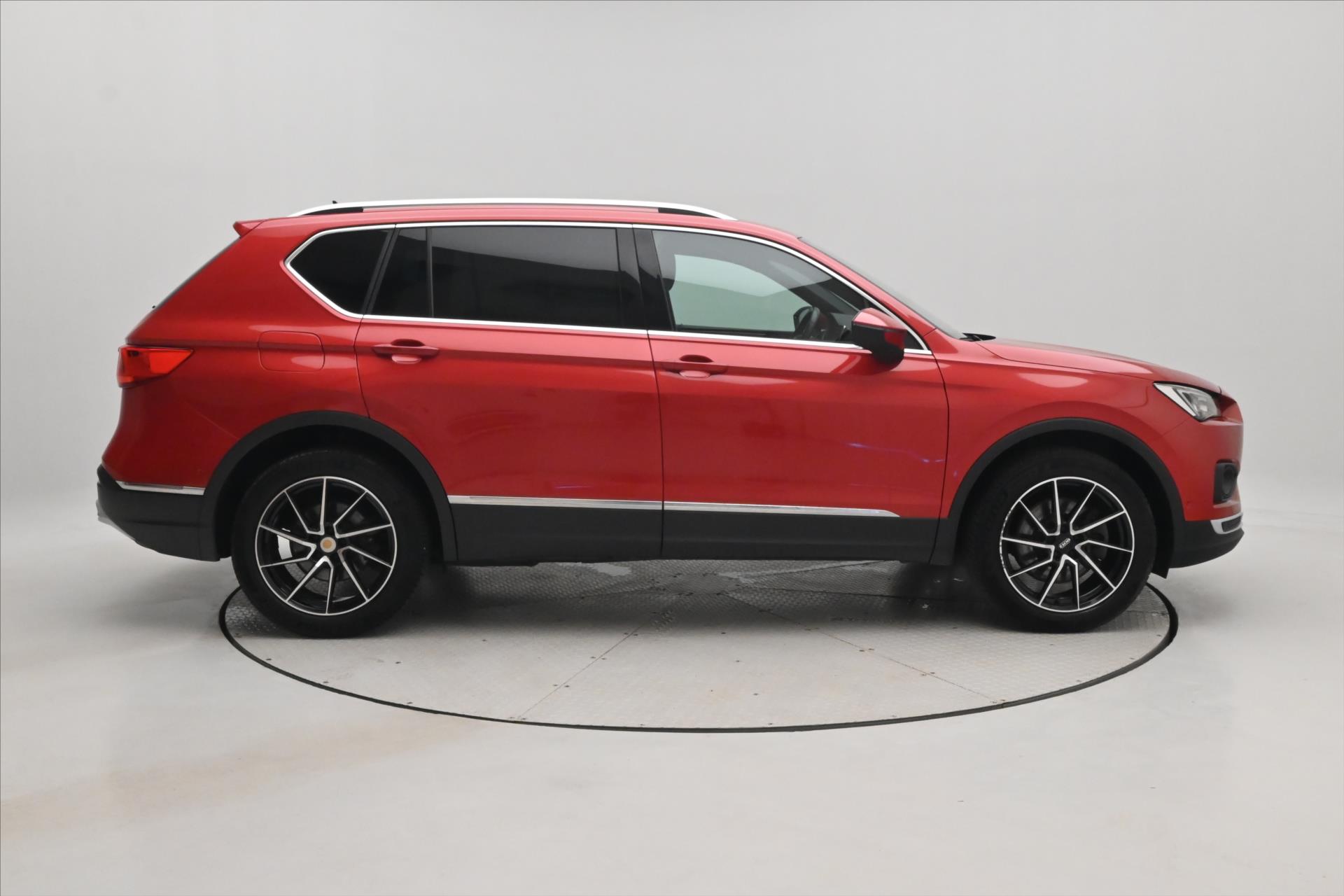 Hlavní fotografie vozu Seat Tarraco 1,4 TSI 180 kW e-Hybrid DSG Xcellence Záruka až 5 let (4)