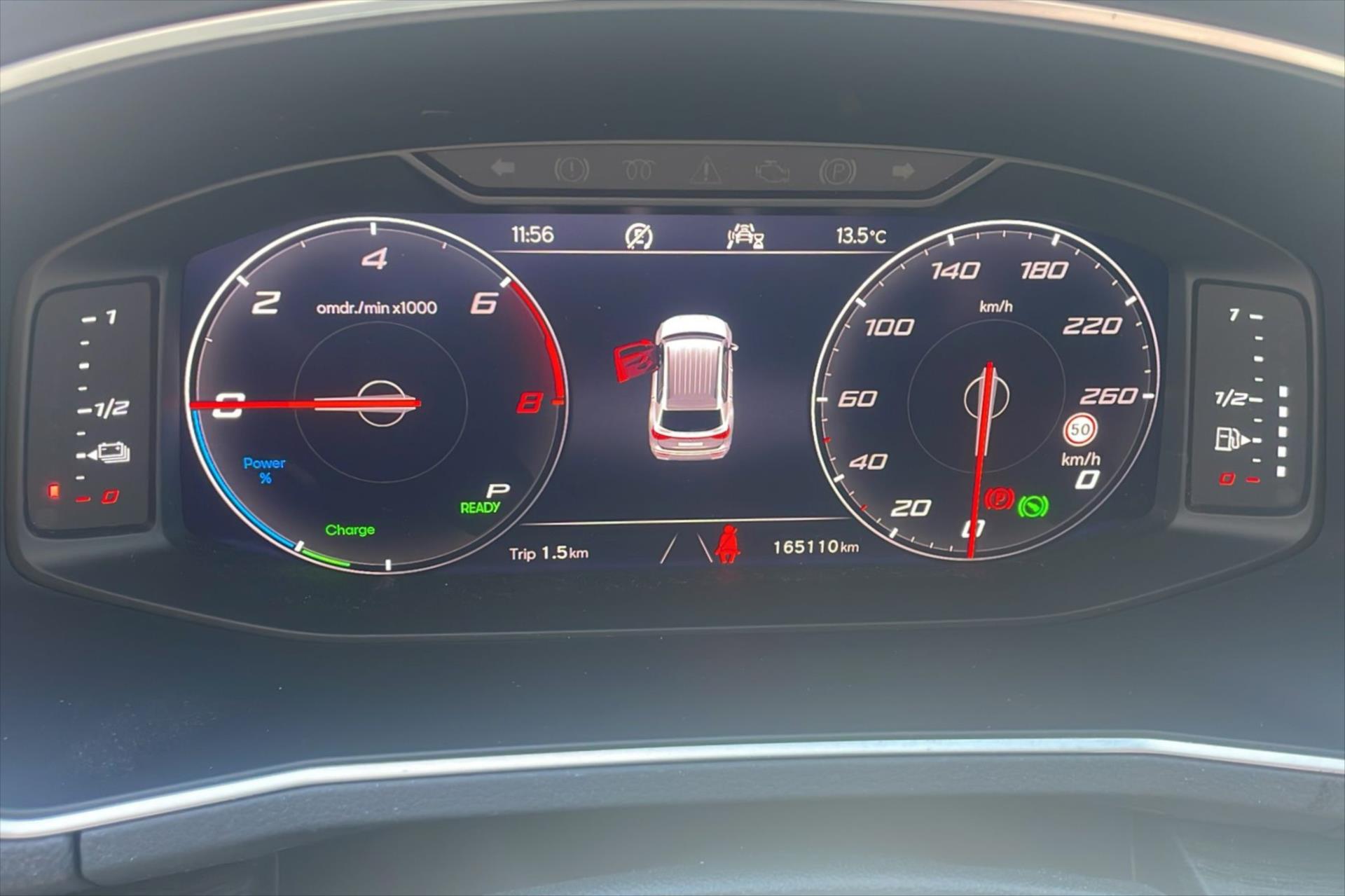 Hlavní fotografie vozu Seat Tarraco 1,4 TSI 180kW e-HYBRID Xcellence DSG VŮZ PŘIPRAVUJEME (4)