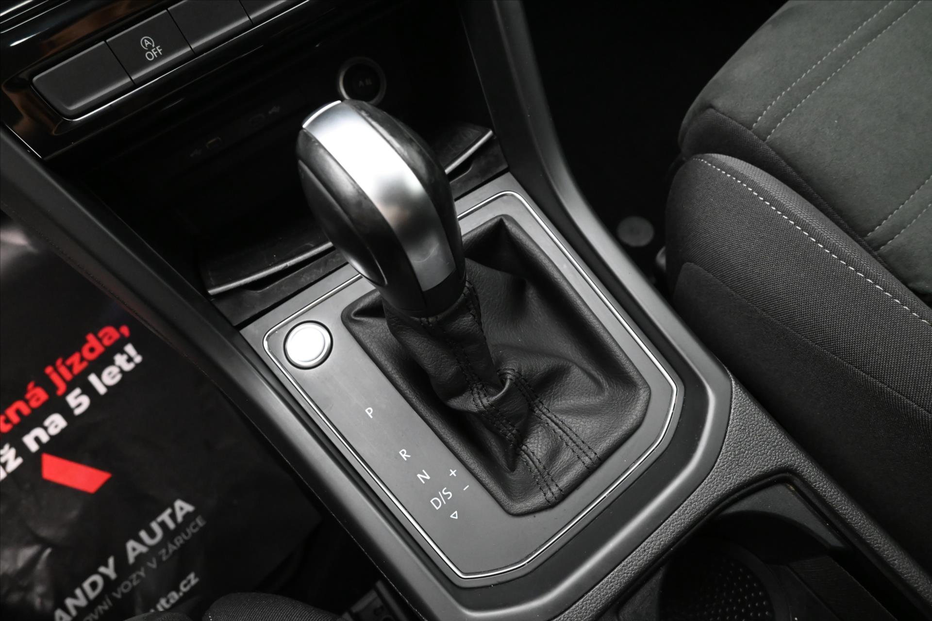 Main photo of the car Volkswagen Touran 2.0 TDI 110kW DSG Alcantara Warranty up to 5 years (22)