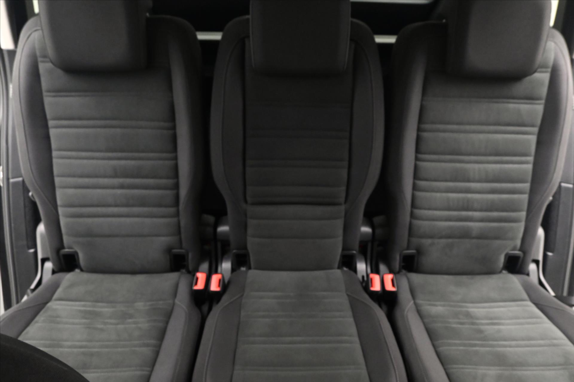 Main photo of the car Volkswagen Touran 2.0 TDI 110kW DSG Alcantara Warranty up to 5 years (27)