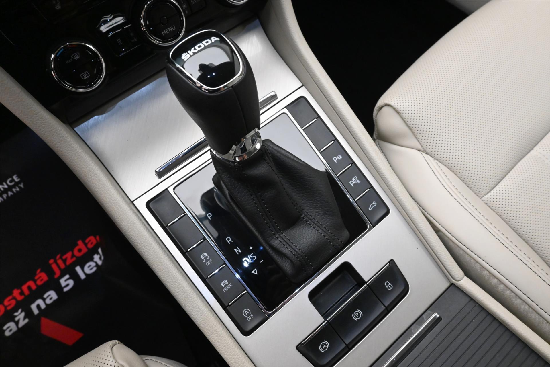 Hlavní fotografie vozu Škoda Superb 2,0 TDI 147 kW L&K DSG Záruka až 5 let (24)
