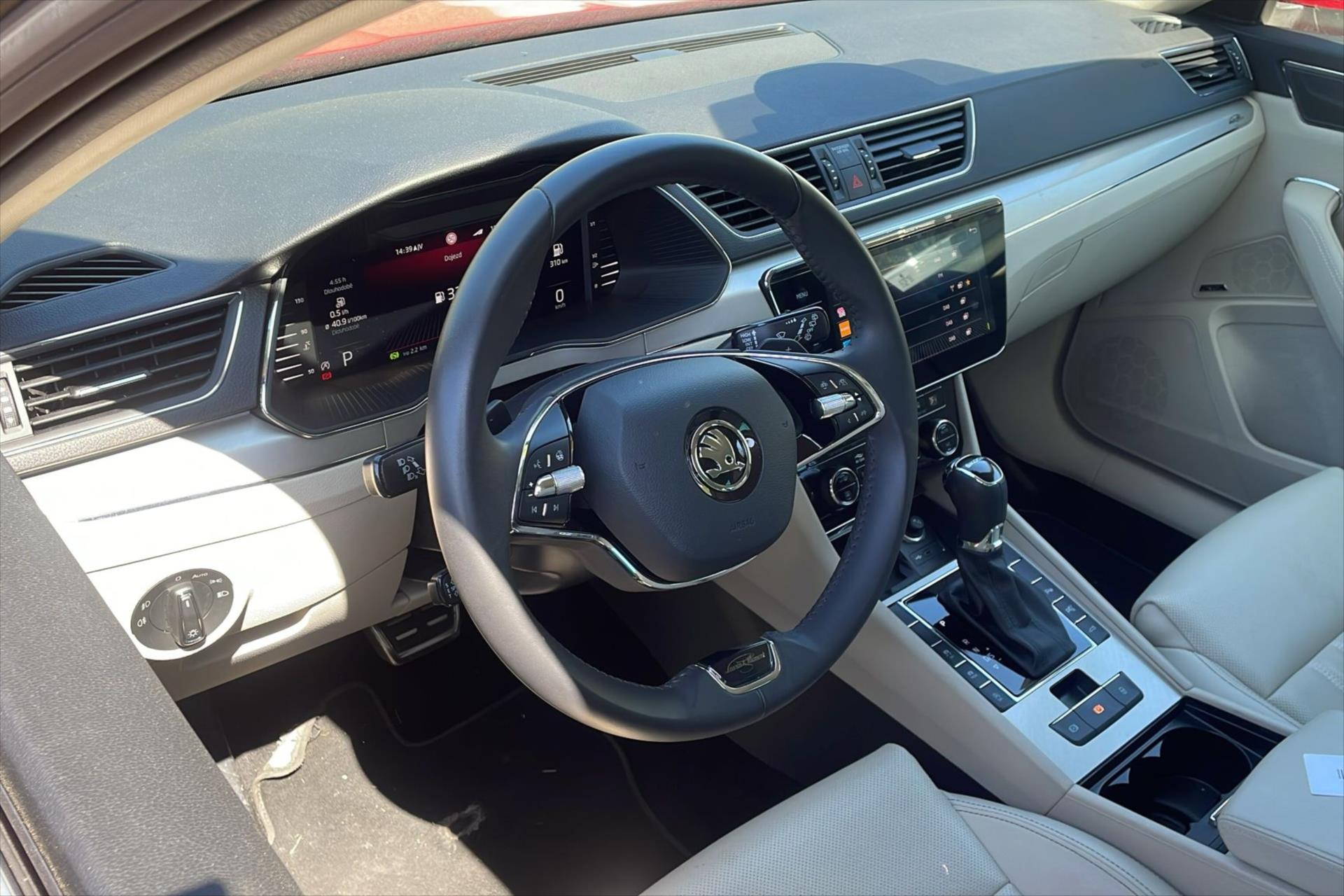 Hlavní fotografie vozu Škoda Superb 2,0 TDI 147kW L&K DSG VŮZ PŘIPRAVUJEME K PRODEJI (3)