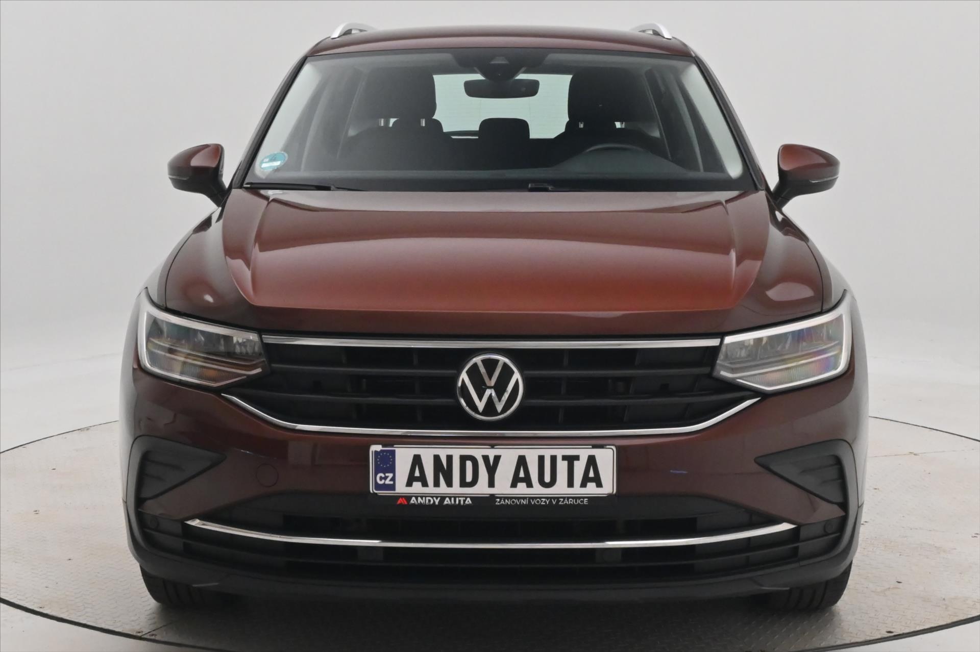 Hlavní fotografie vozu Volkswagen Tiguan 2,0 TDI 110kW Business LED Záruka až 5 let (2)