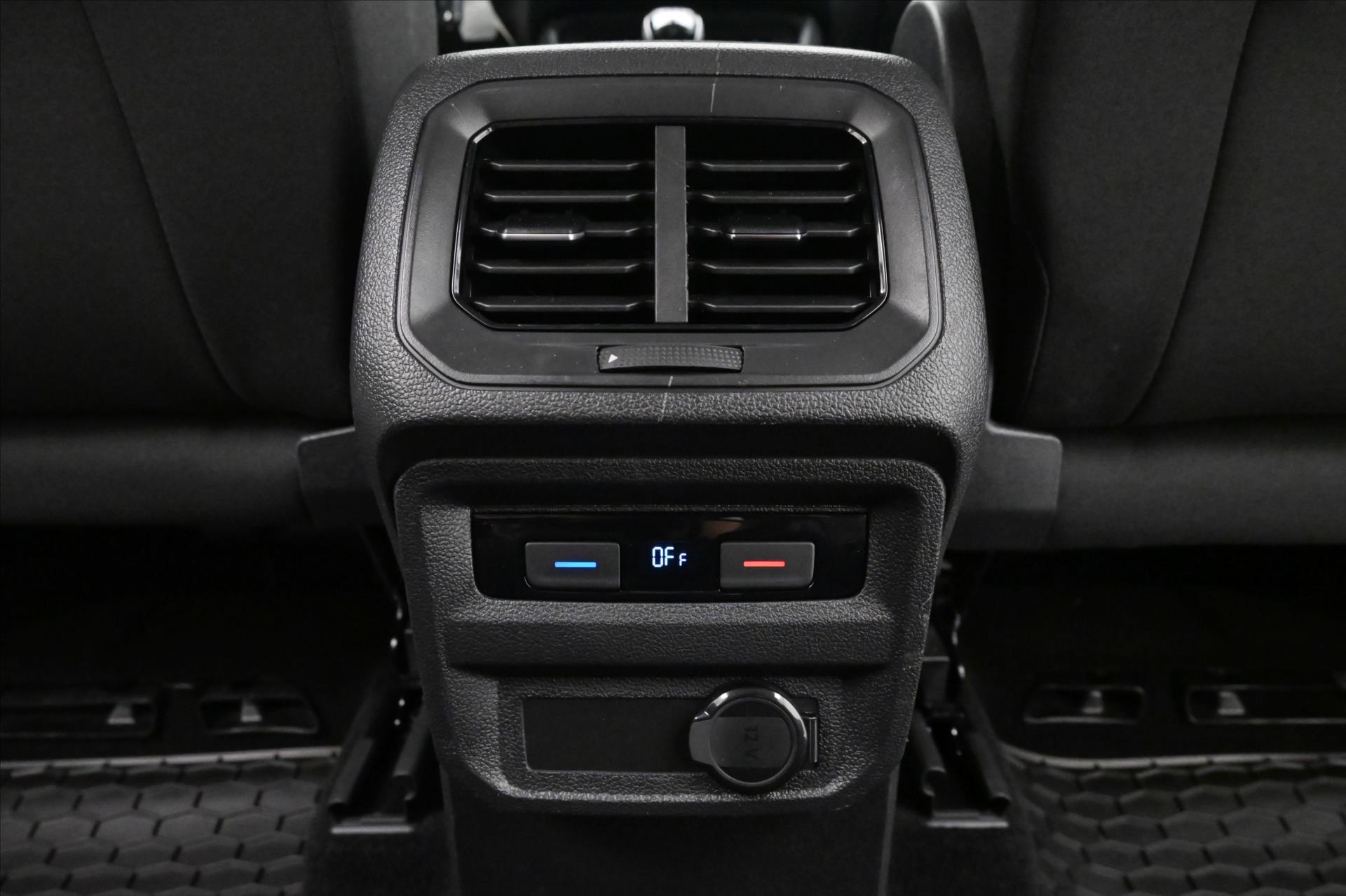 Hlavní fotografie vozu Volkswagen Tiguan 2,0 TDI 110kW Business LED Záruka až 5 let (22)