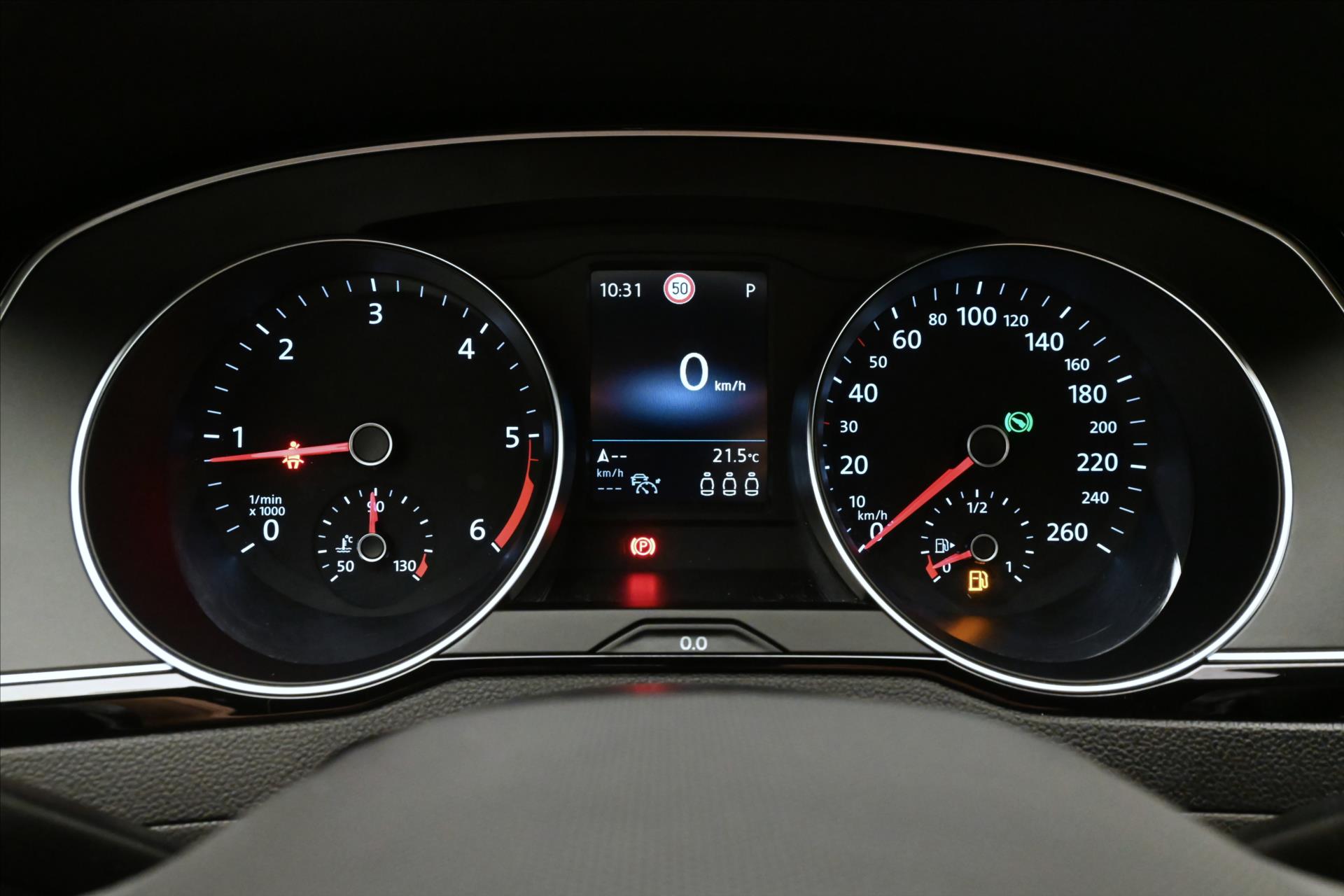 Main photo of the car Volkswagen Passat 2.0 TDI 147kW 4x4 DSG Warranty up to 5 years (17)