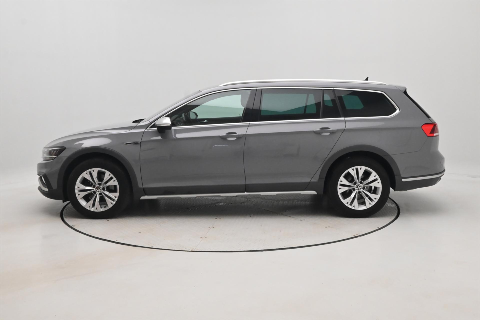 Main photo of the car Volkswagen Passat 2.0 TDI 147kW 4x4 DSG Warranty up to 5 years (9)