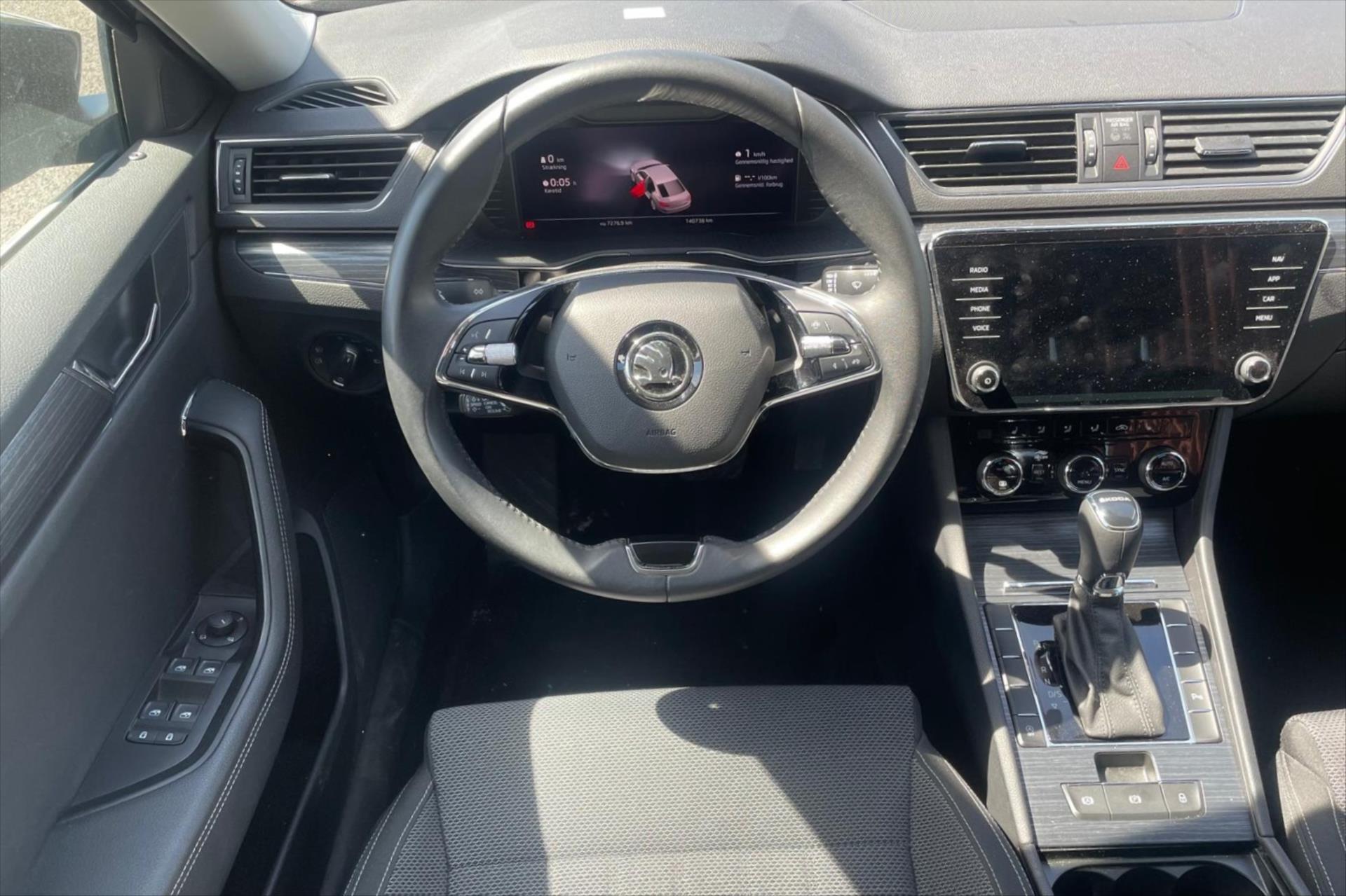 Hlavní fotografie vozu Škoda Superb 2,0 TDI 110 kW DSG Style VŮZ PŘIPRAVUJEME K PRODEJI (3)