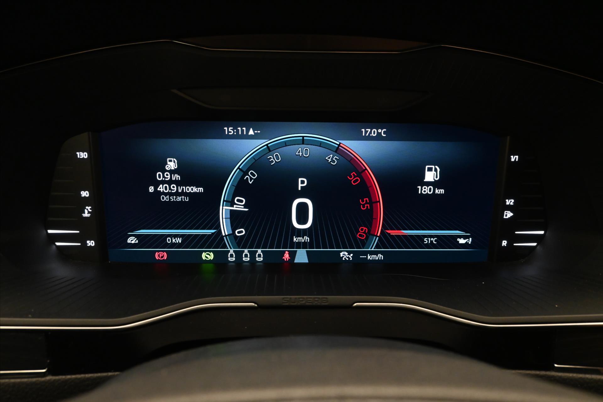 Main photo of the car Skoda Superb 2.0 TDI 110 kW DSG Style Warranty up to 5 years (16)