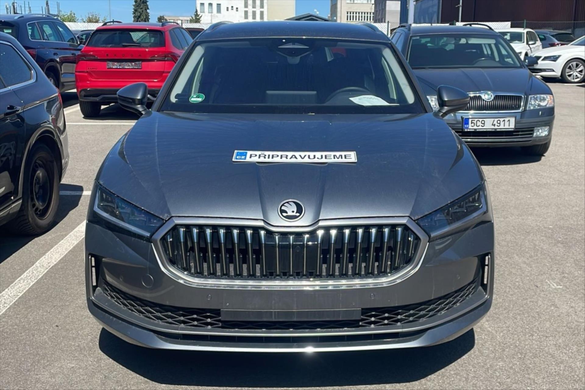 Škoda Superb 1,5 TSI 110kW DSG Selection VŮZ PŘIPRAVUJEME K PRODEJI