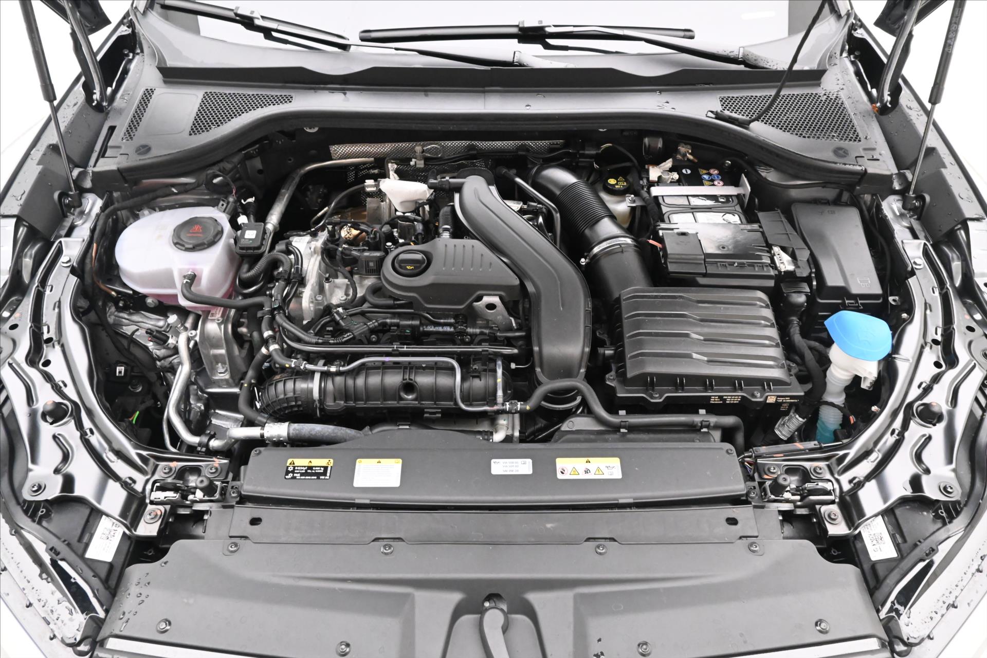 Hlavní fotografie vozu Škoda Superb 1,5 TSI 110kW DSG Selection Záruka až 5 let (9)