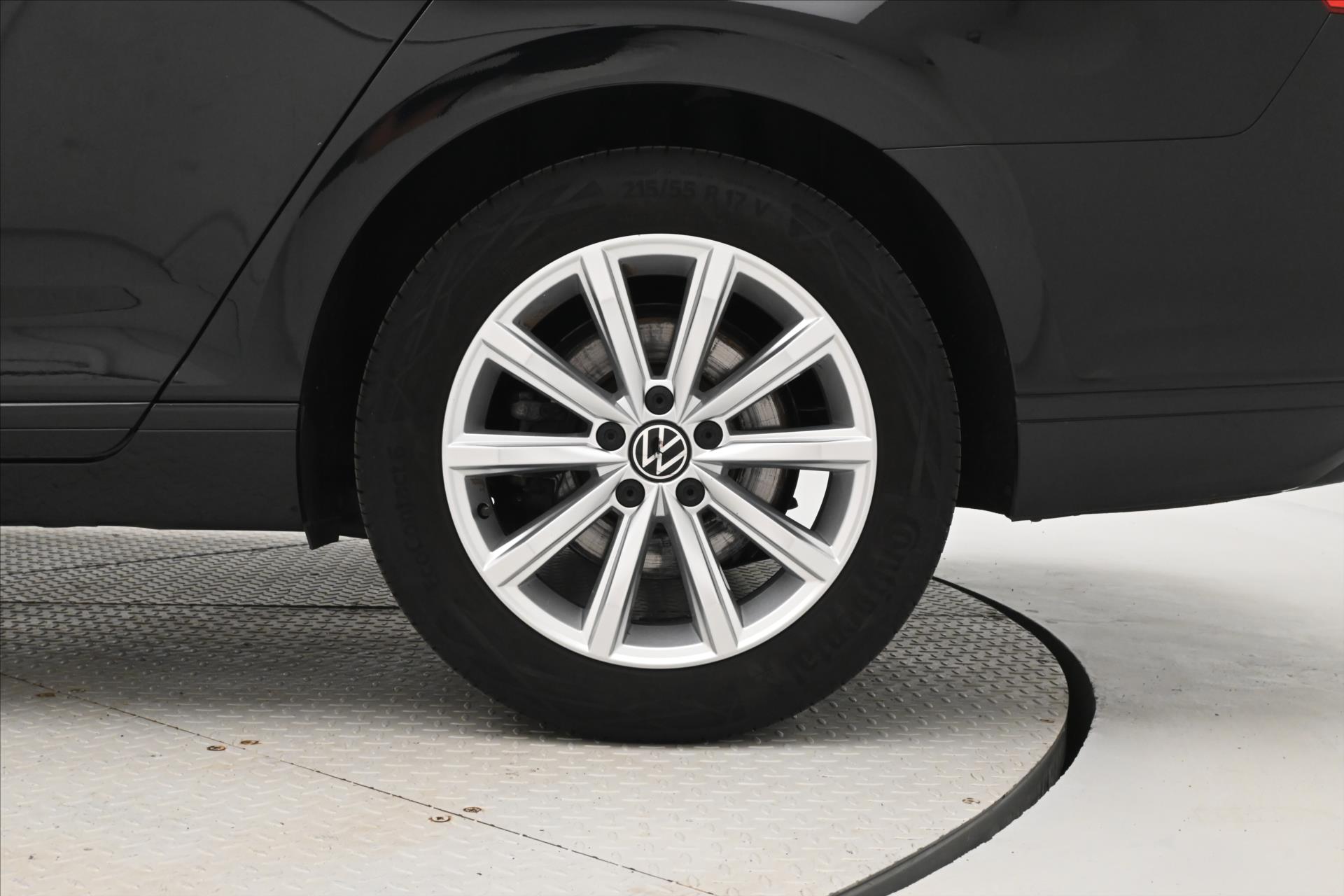 Hlavní fotografie vozu Volkswagen Passat 2,0 TDI 110 kW DSG Business Záruka až 5 let (32)