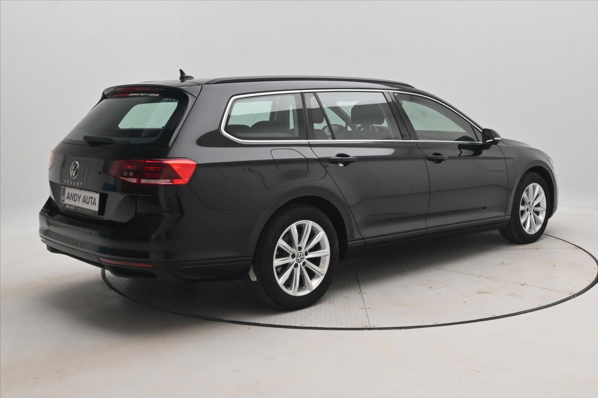 Hlavní fotografie vozu Volkswagen Passat 2,0 TDI 110 kW DSG Business Záruka až 5 let (5)