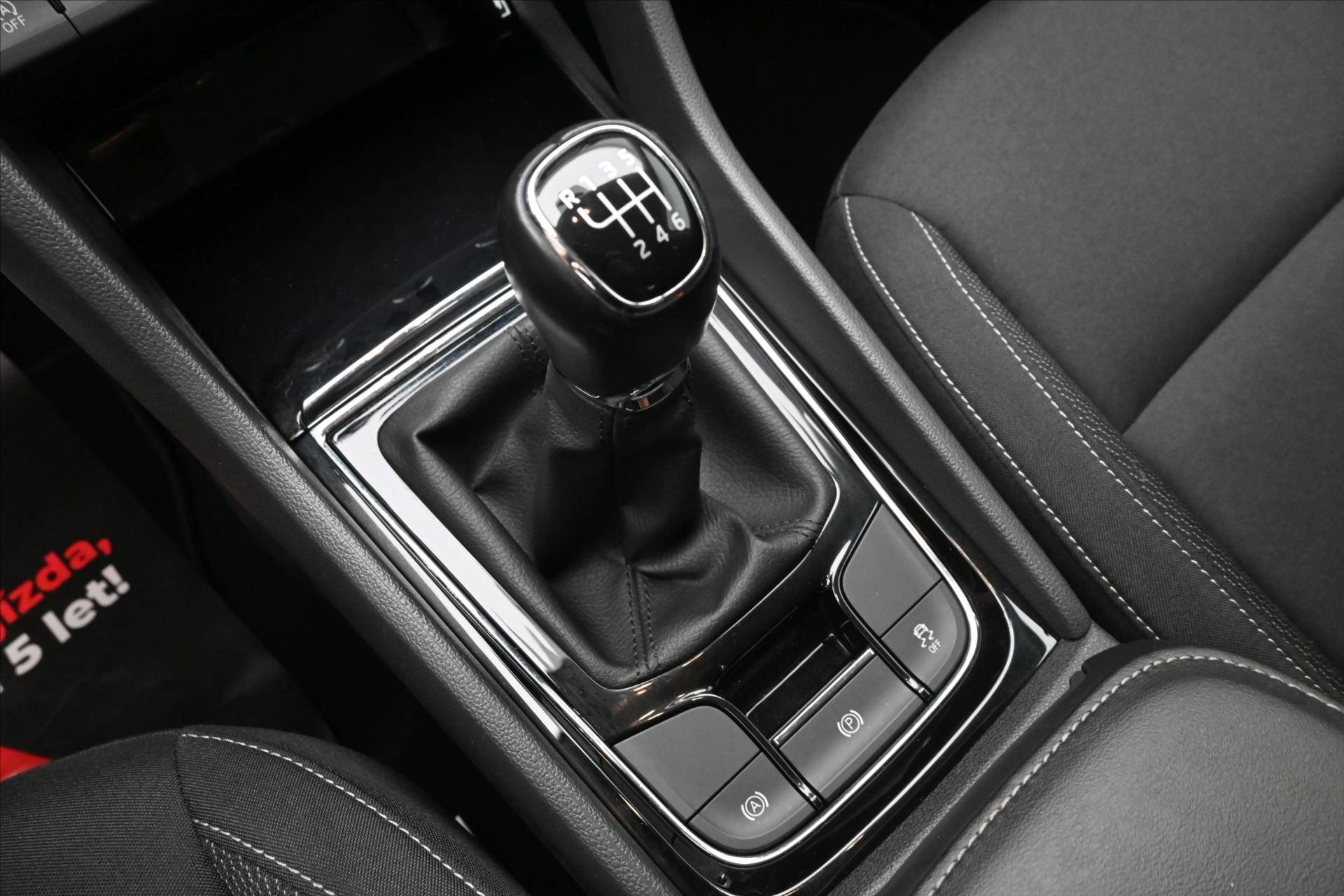 Main photo of the car Skoda Karoq 2.0 TDI 110 kW Ambition camera Warranty up to 5 years (22)