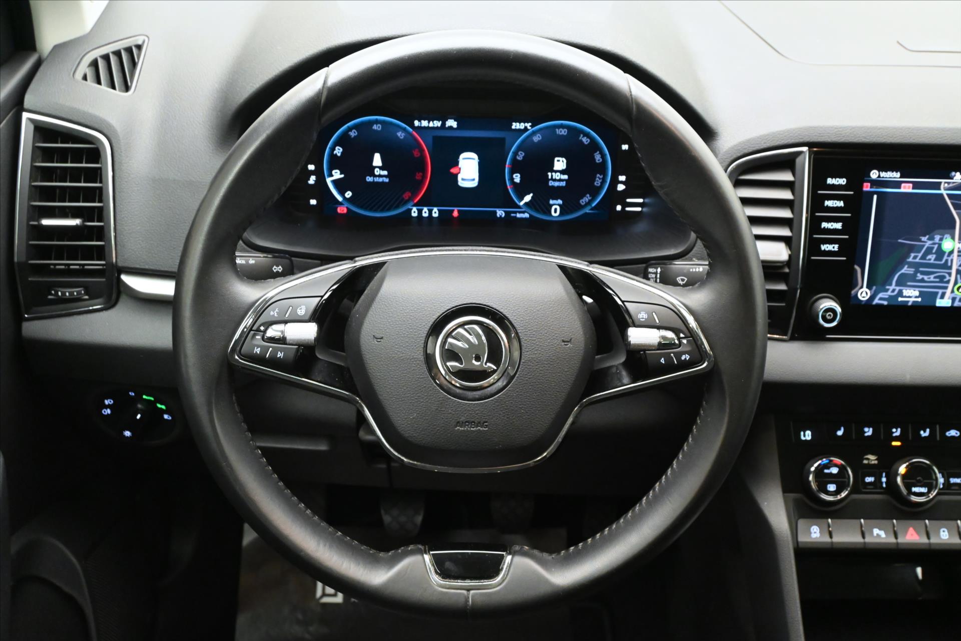 Hlavní fotografie vozu Škoda Karoq 2,0 TDI 110 kW VIRTUAL Kamera Záruka až 5 let (19)