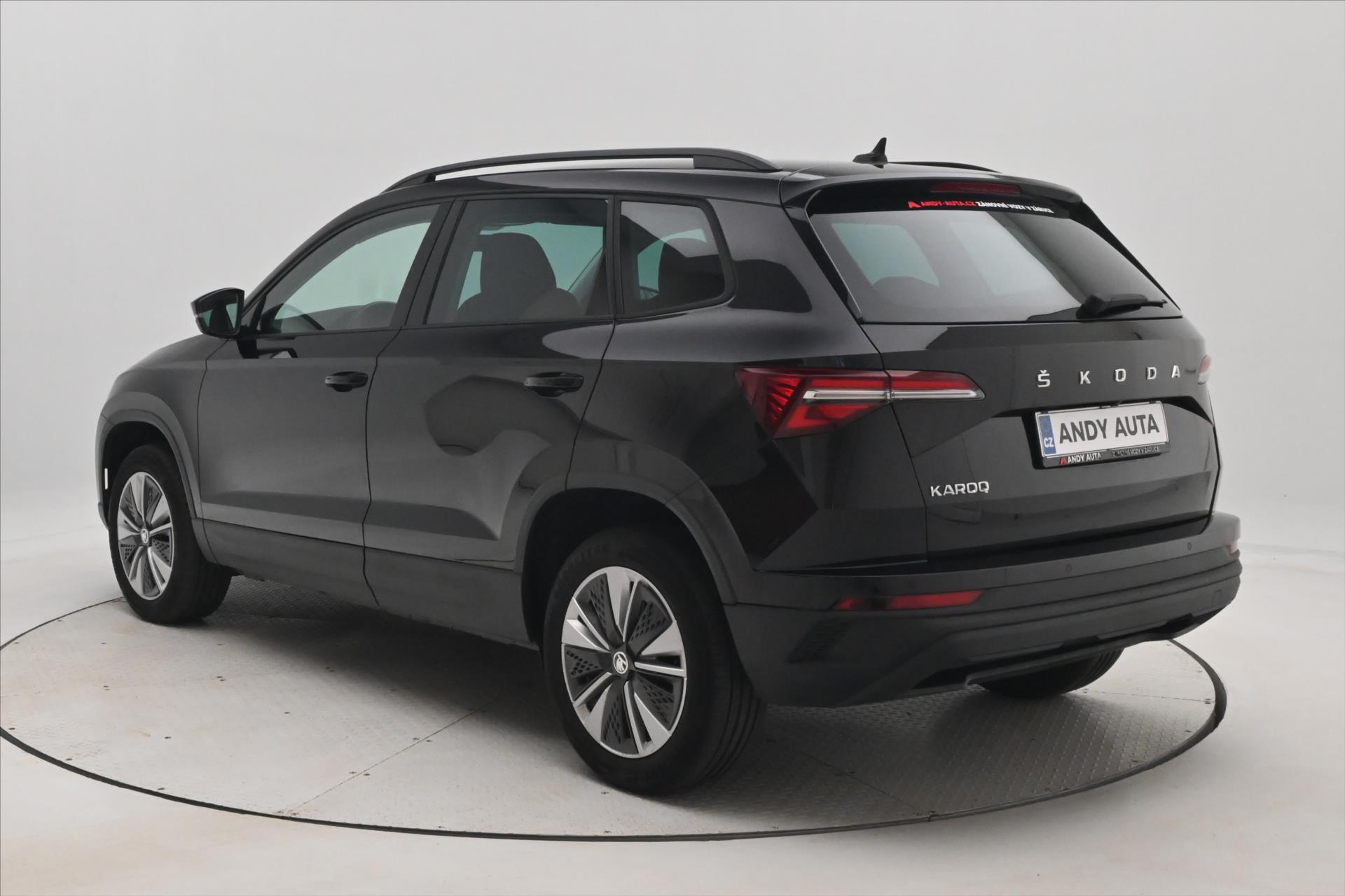 Hlavní fotografie vozu Škoda Karoq 2,0 TDI 110 kW VIRTUAL Kamera Záruka až 5 let (8)