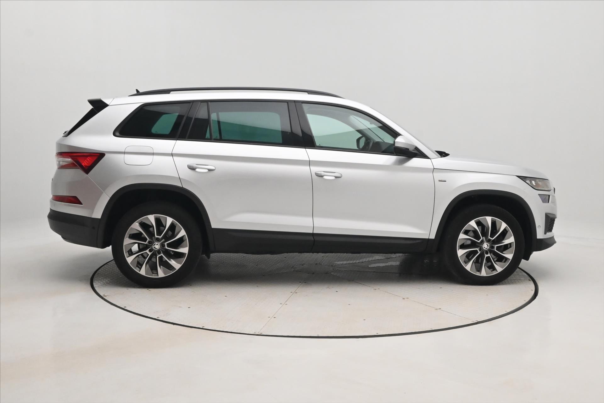 Main photo of the car Skoda Kodiaq 2.0 TDI 147 kW DSG 4x4 TOWING Warranty up to 5 years (5)